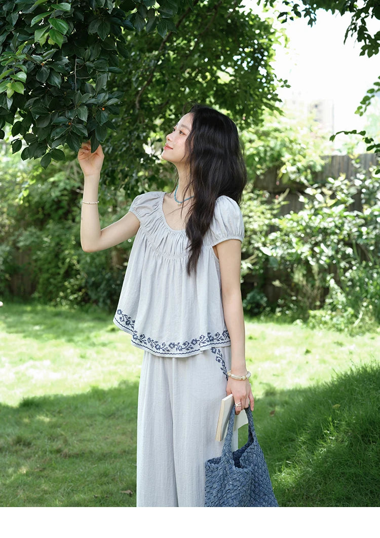 MISHOW Women's Two Piece Set 2025 Summer New Embroidery Flower Round Neck Blouse Fashion Pocket Wide Leg Pants Set MXE39T0669