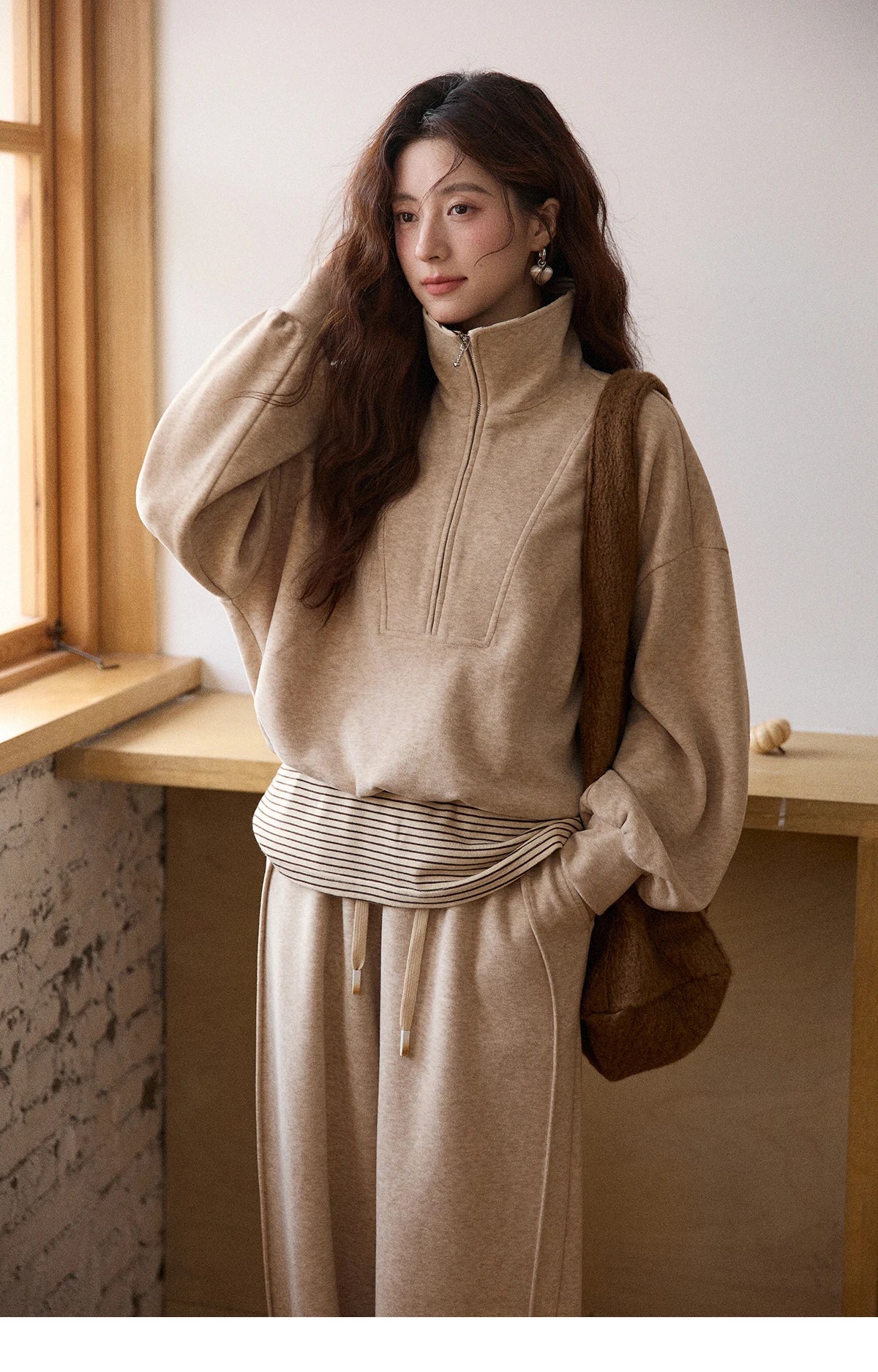 MISHOW Woman Pants Set 2025 Winter Casual Retro Sweatshirt Set Striped Lapel Half-Zip Sweatshirt Wide Leg Pants MXE87T1425