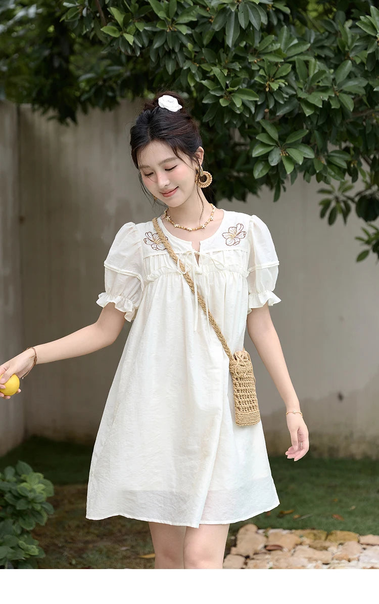 MISHOW Vacation Retro Sweet Dress for Women 2025 Summer Jacquard Embroidered Bubble Sleeve Dresses with Bohemian Belt MXD30L1864