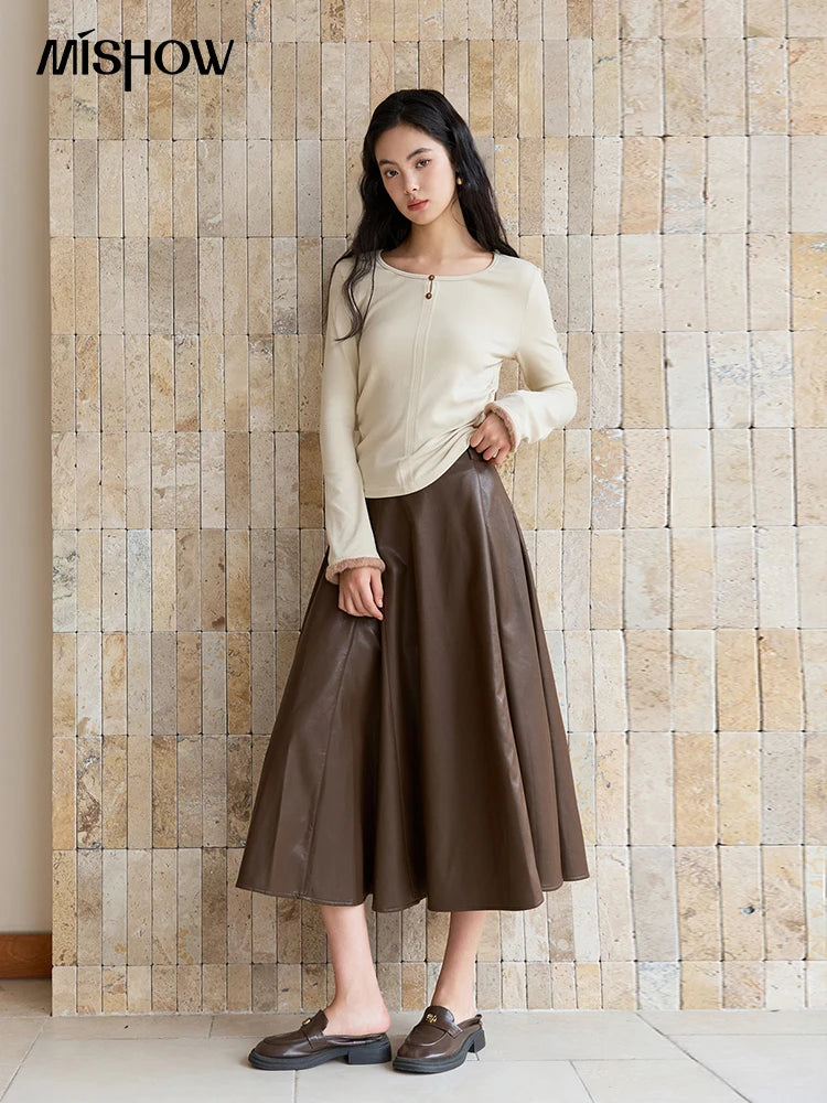 MISHOW Woman Sweaters 2025 Autumn Winter Apricot Brushed Knitted Bottoming Pullovers Pleated Design Casual Loose Top MXE48Z2517