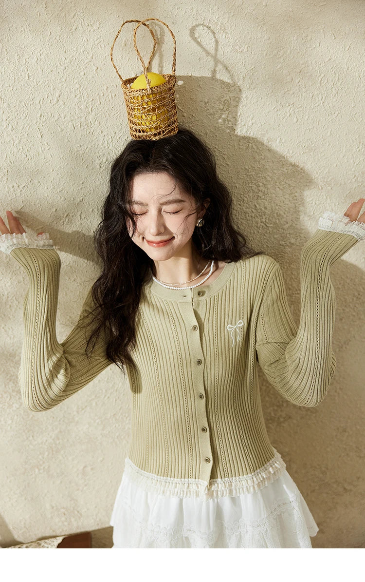 MISHOW Macaron Knitted Tops 2025 Spring Hollow Hook Flower Lace Splicing Tops Bow Embroidery O-neck Long Sleeve Tees MXE16Z1211