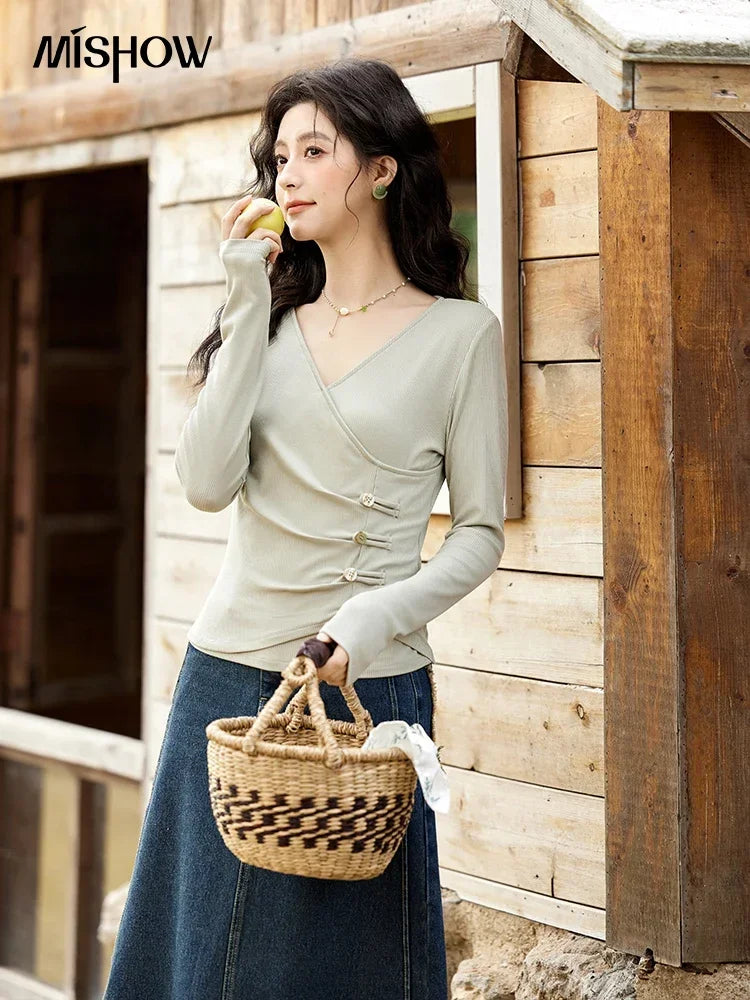 MISHOW Knitted Sweater Solid Color V-neck Long Sleeved Women Spring Summer New Fashion Elastic Slim Tshirt Tops Sweet MXE11Z1076