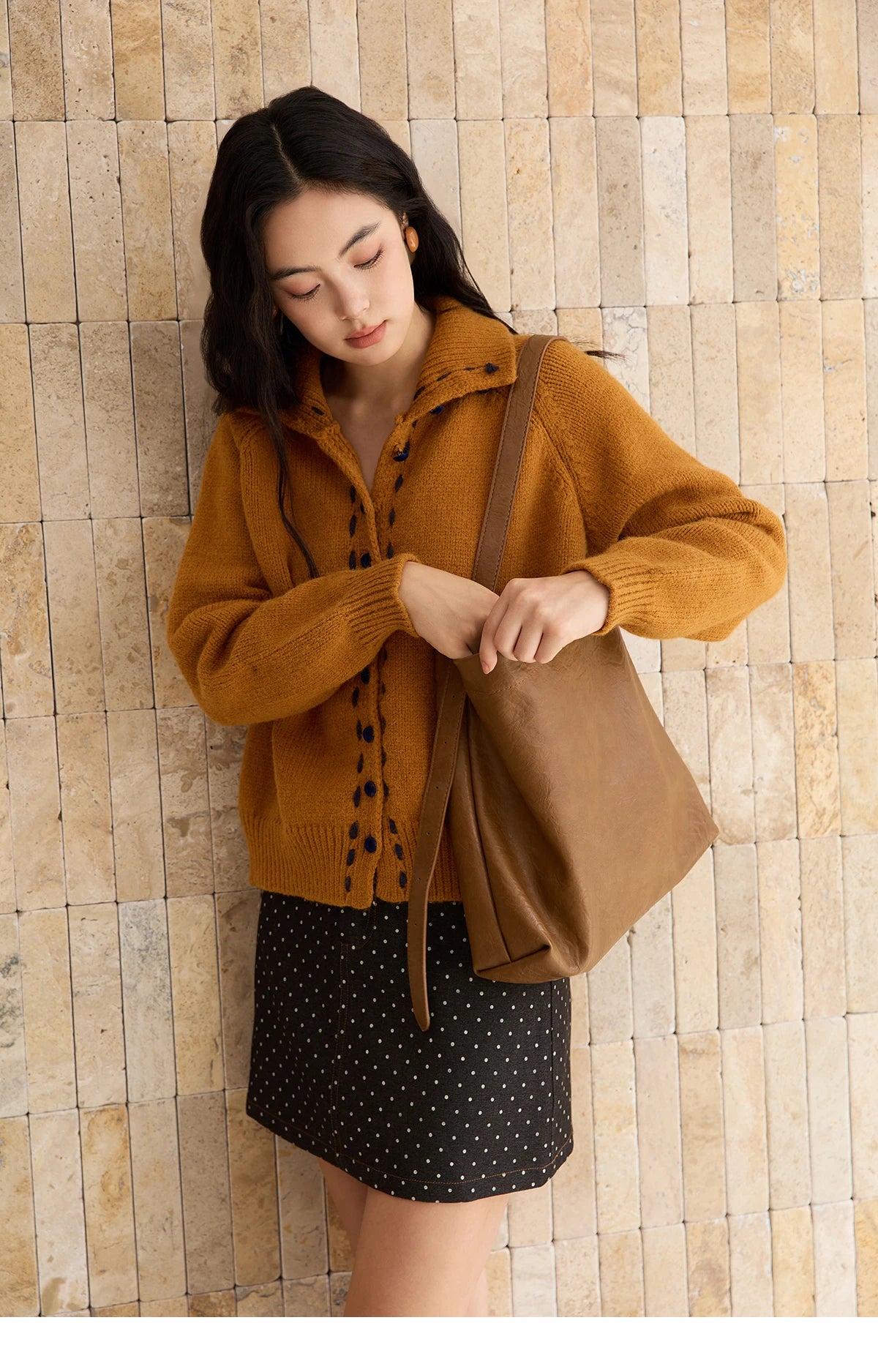 MISHOW Women's Turtleneck Sweater 2025 Retro Long-sleeved Single-breasted Loose Knit Top Casual Winter Woman Cardigan MXE48Z2617