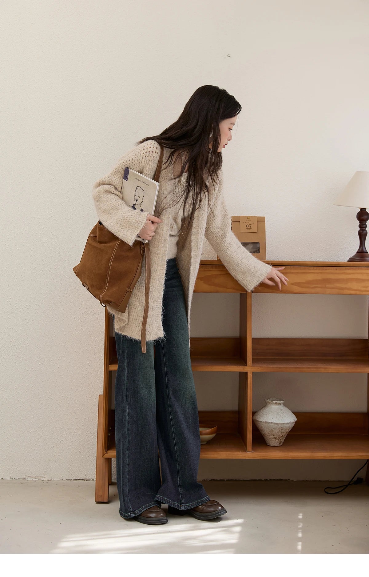 MISHOW Apricot Knitted Halter Two-Piece Set Women's 2025 Autumn Winter Retro Flower Decoration Commute Cardigan Set MXE51T1424