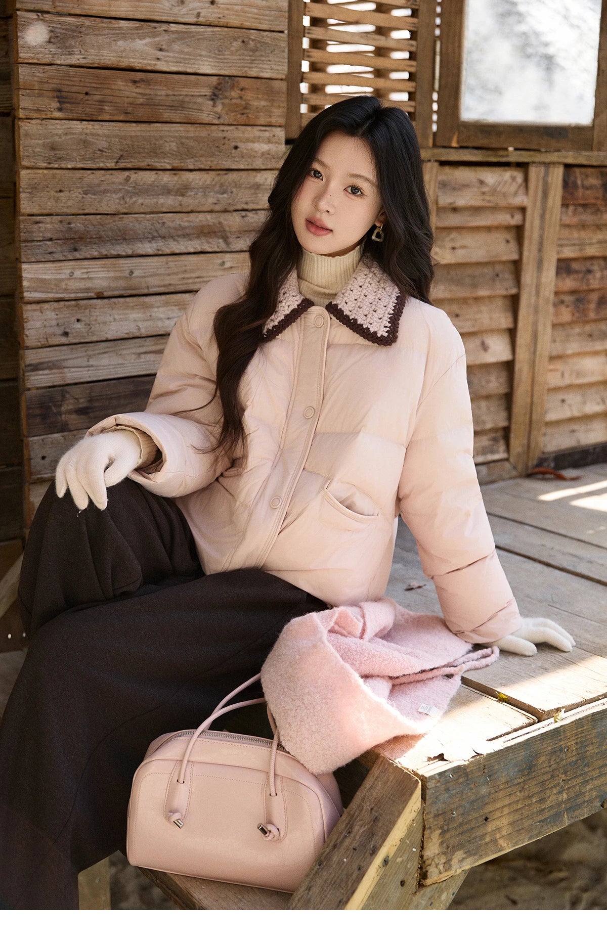 MISHOW Women's Sweet Knitted Lapel Collar Short Down Jacket 2025 Winter White Duck Down Single-Breasted Zipper Coat MXE94Y0094