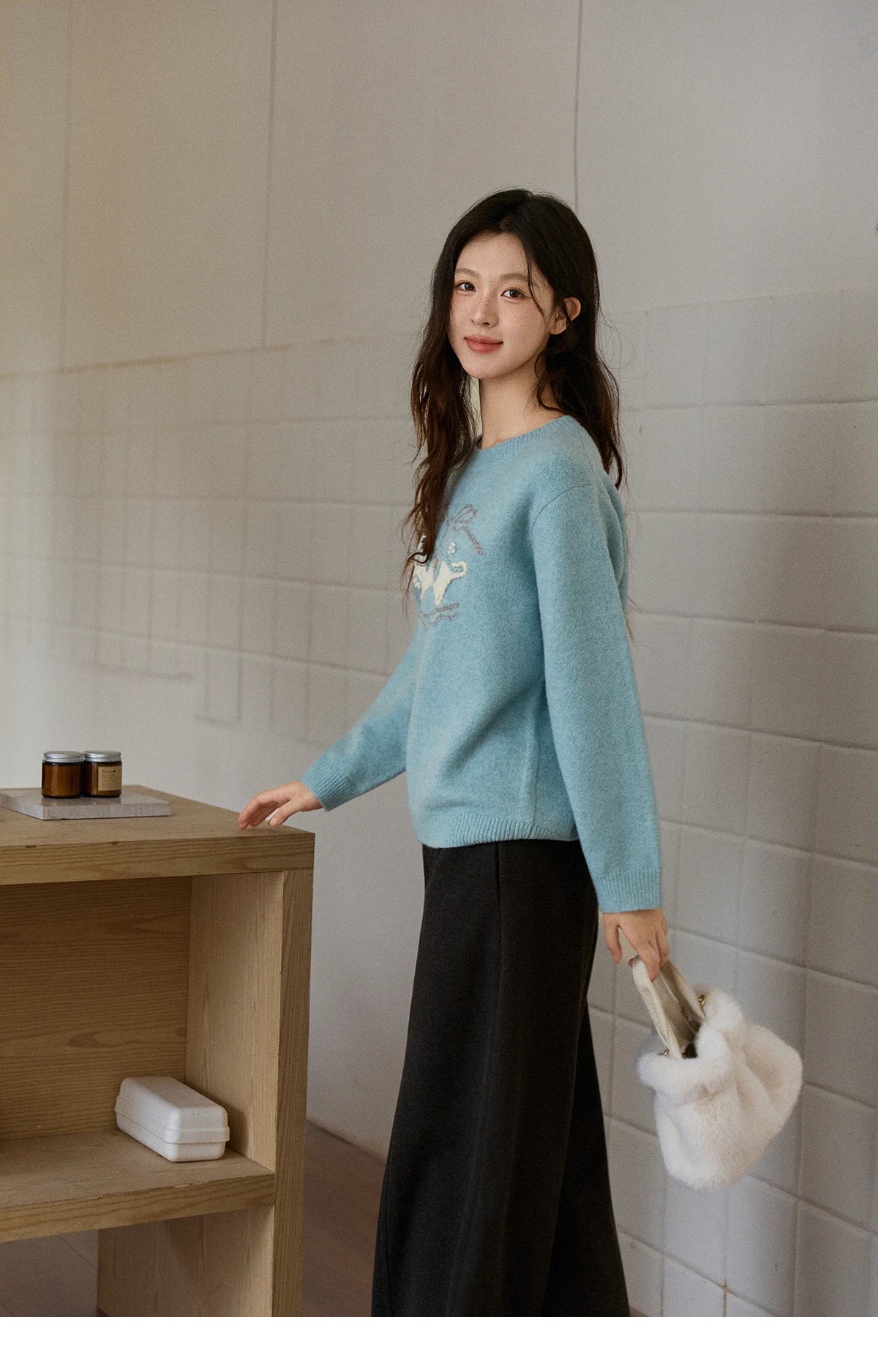 MISHOW Handmade Embroidered Jacquard Sweater for Women in Autumn Winter 2025 Thick Pony Knitted Pullover Sweaters MXE92Z2848