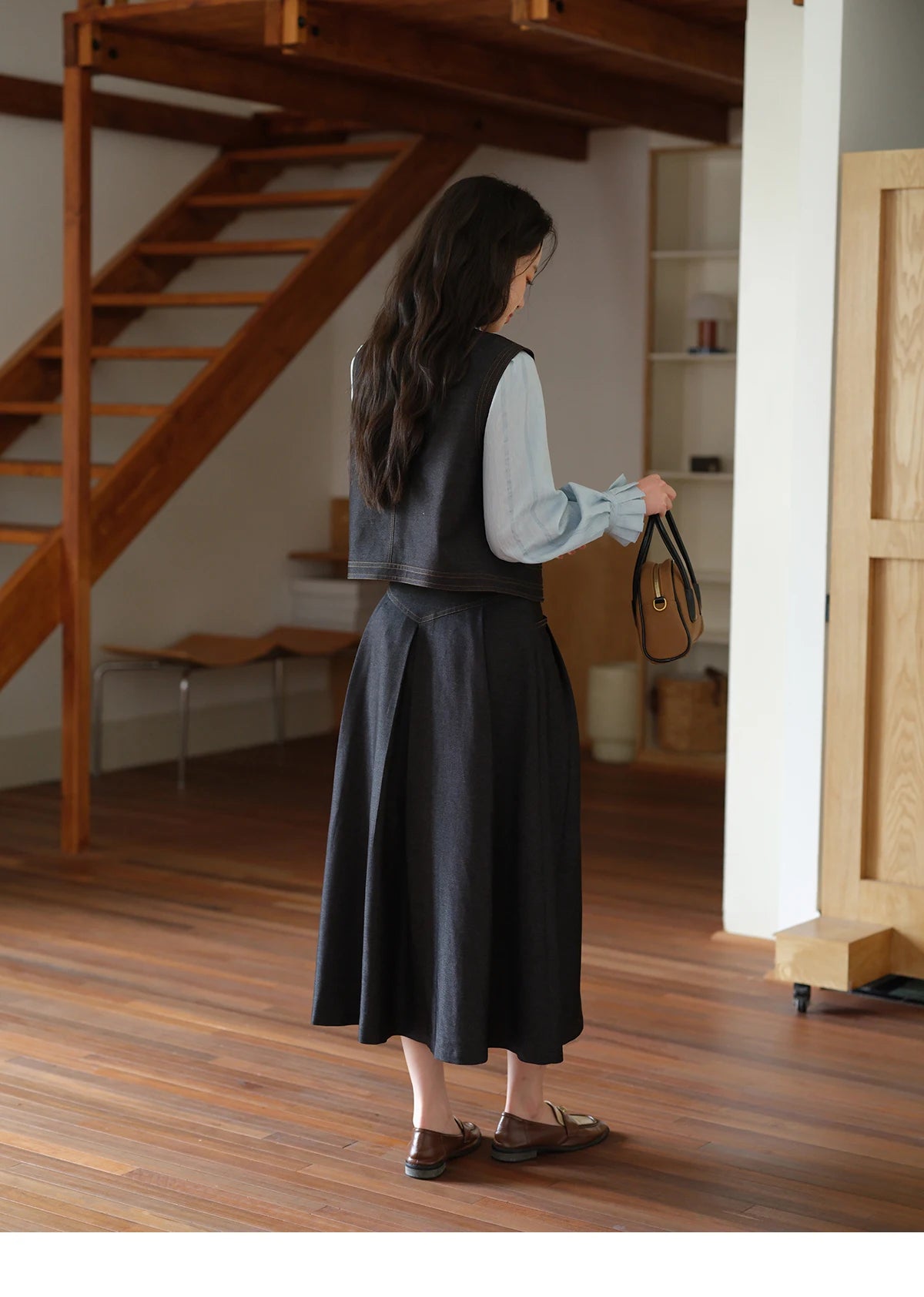 MISHOW High Waist Pleated Umbrella Denim Skirt 2025 Autumn A-LINE Deep Blue Skirts Female One Button Casual Skirts MXE41B2372