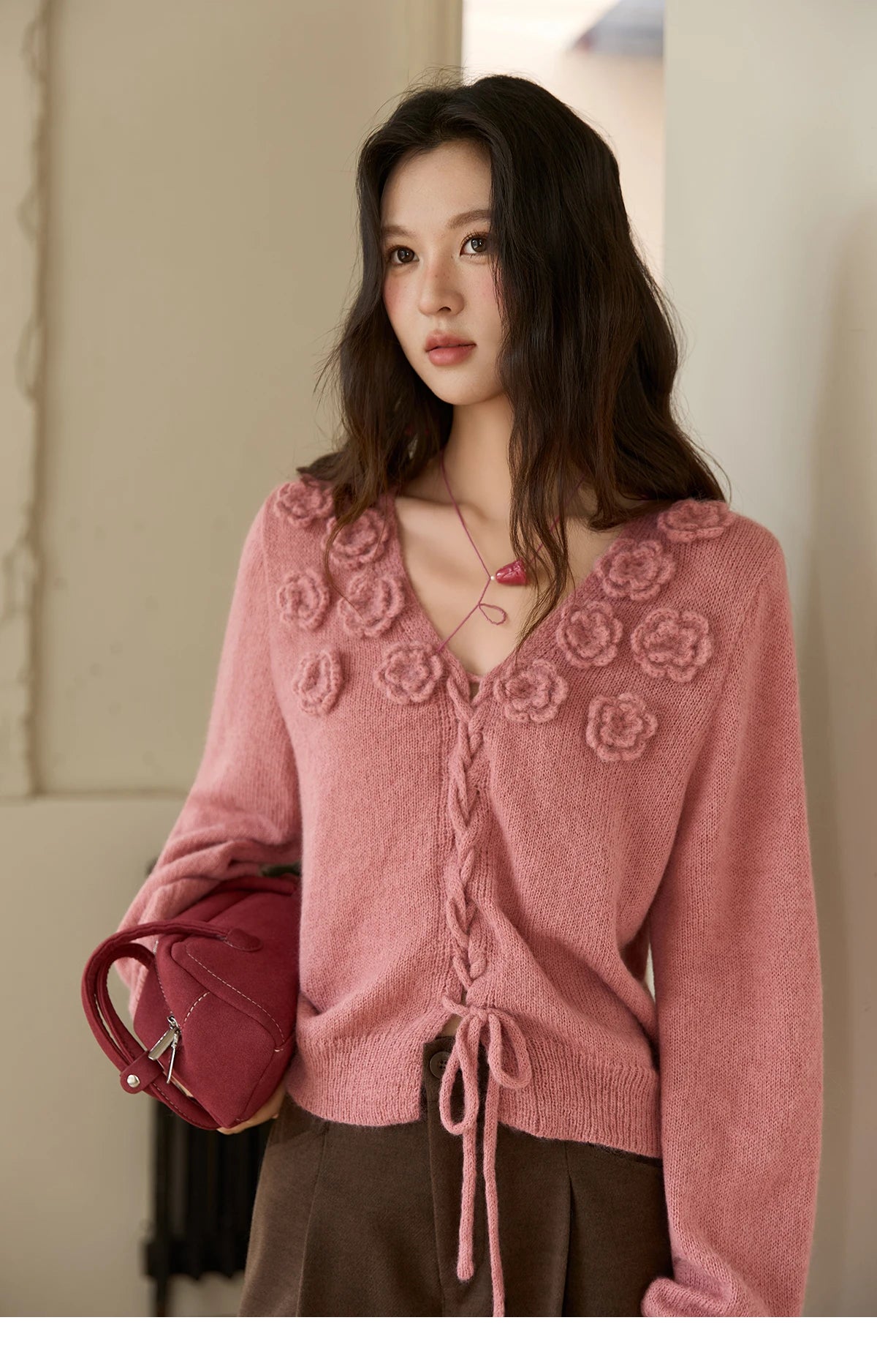 MISHOW V-Neck Sweater 2025 Autumn Winter French Loose Pink Three-Dimensional Rose Knitted Pullovers Long-sleeved Tops MXE88Z2708