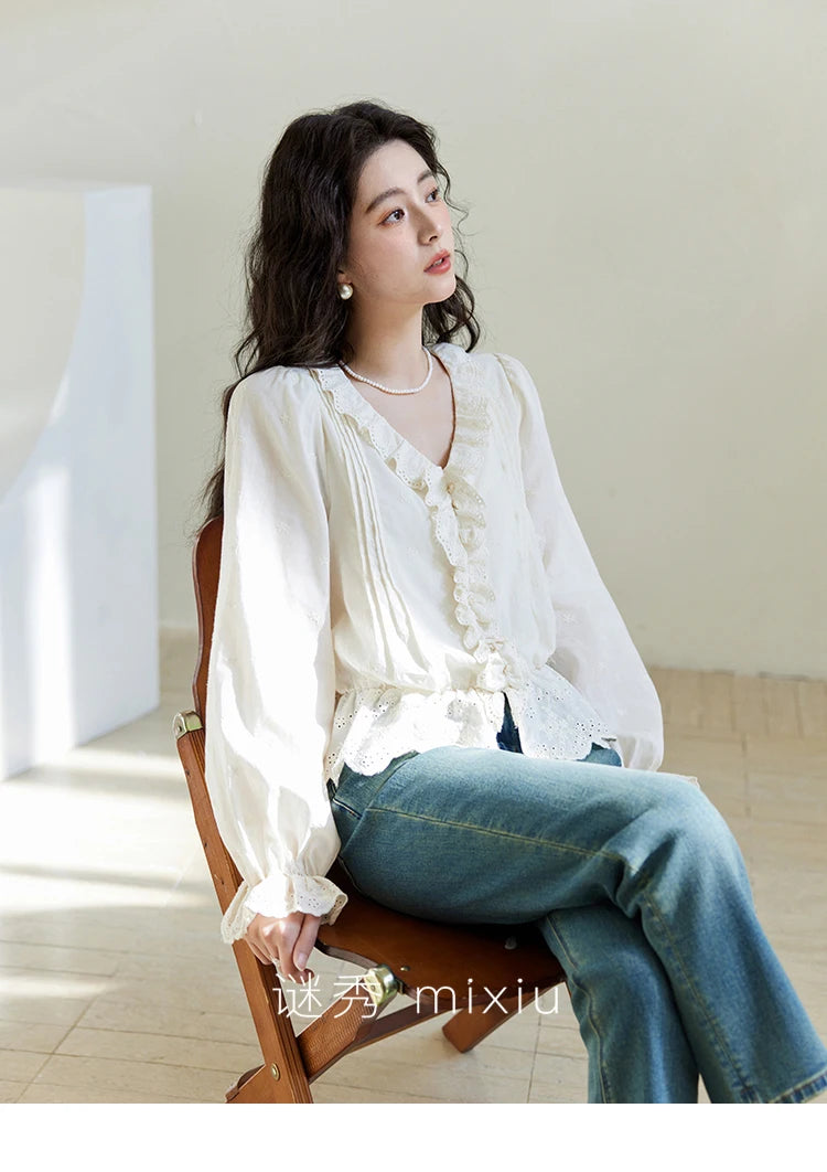 MISHOW Spring New French Shirts for Woman 2025 Long Sleeve V-neck Solid Loose Blouses Women Fashion Versatile Tops MXE14X1732