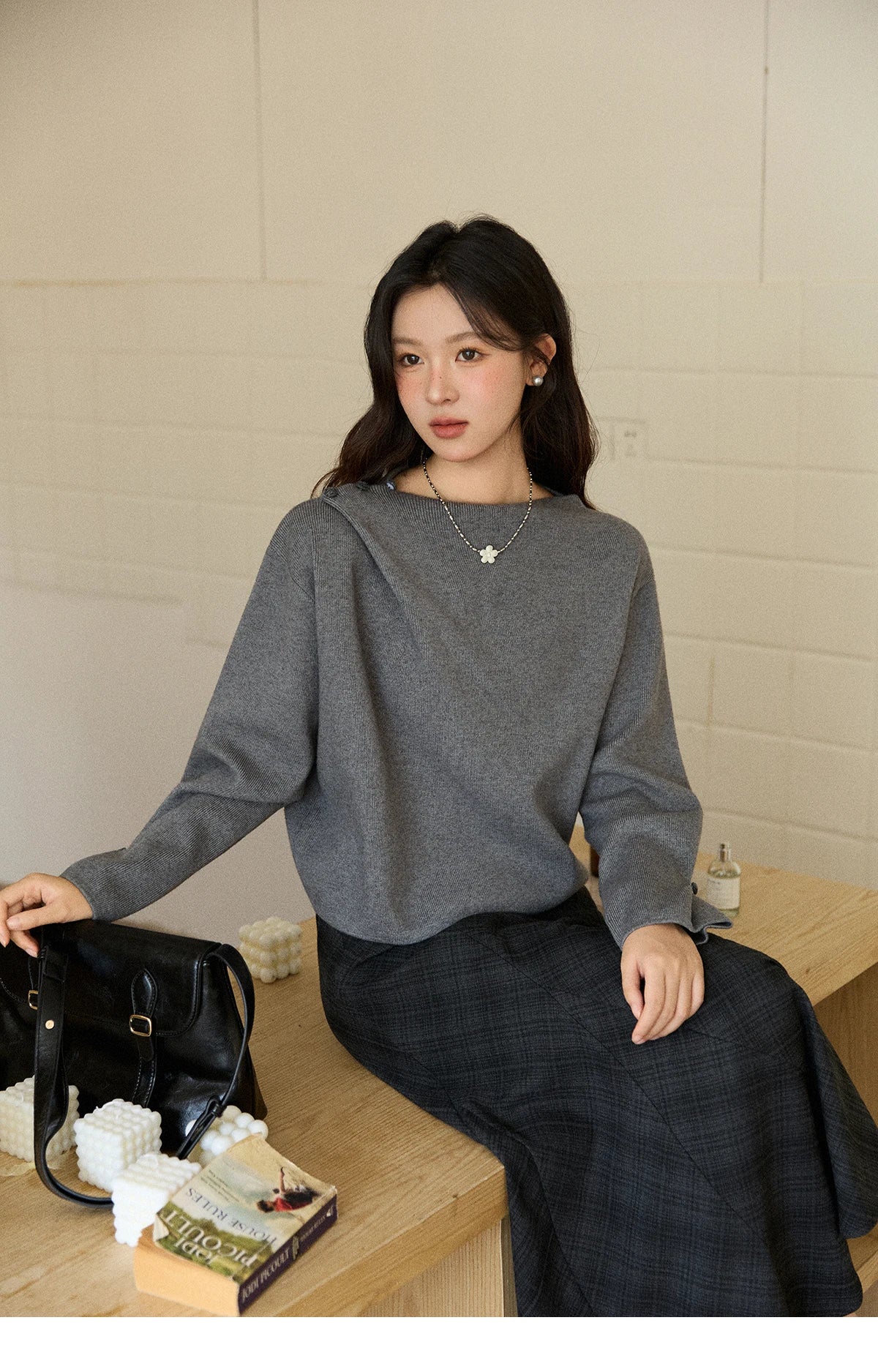 MISHOW Woman Gray Top 2025 Autumn French-style Diagonal Placket Knit Sweater Casual High-end Loose Pullover Woman MXE86Z2744