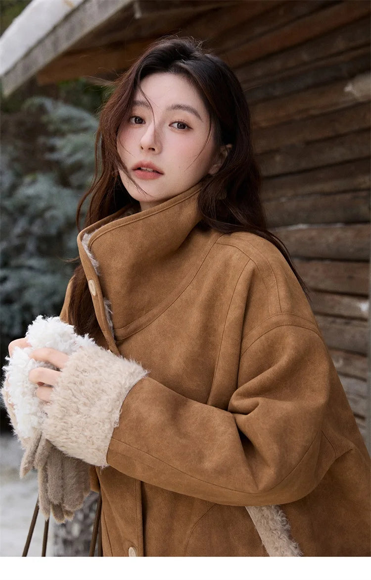 MISHOW Women's Double Sided Wearing Jacket 2025 Winter Lamb Wool Lapel Coat Warm Windproof Commuter Coat with Pockets MXE91W1015