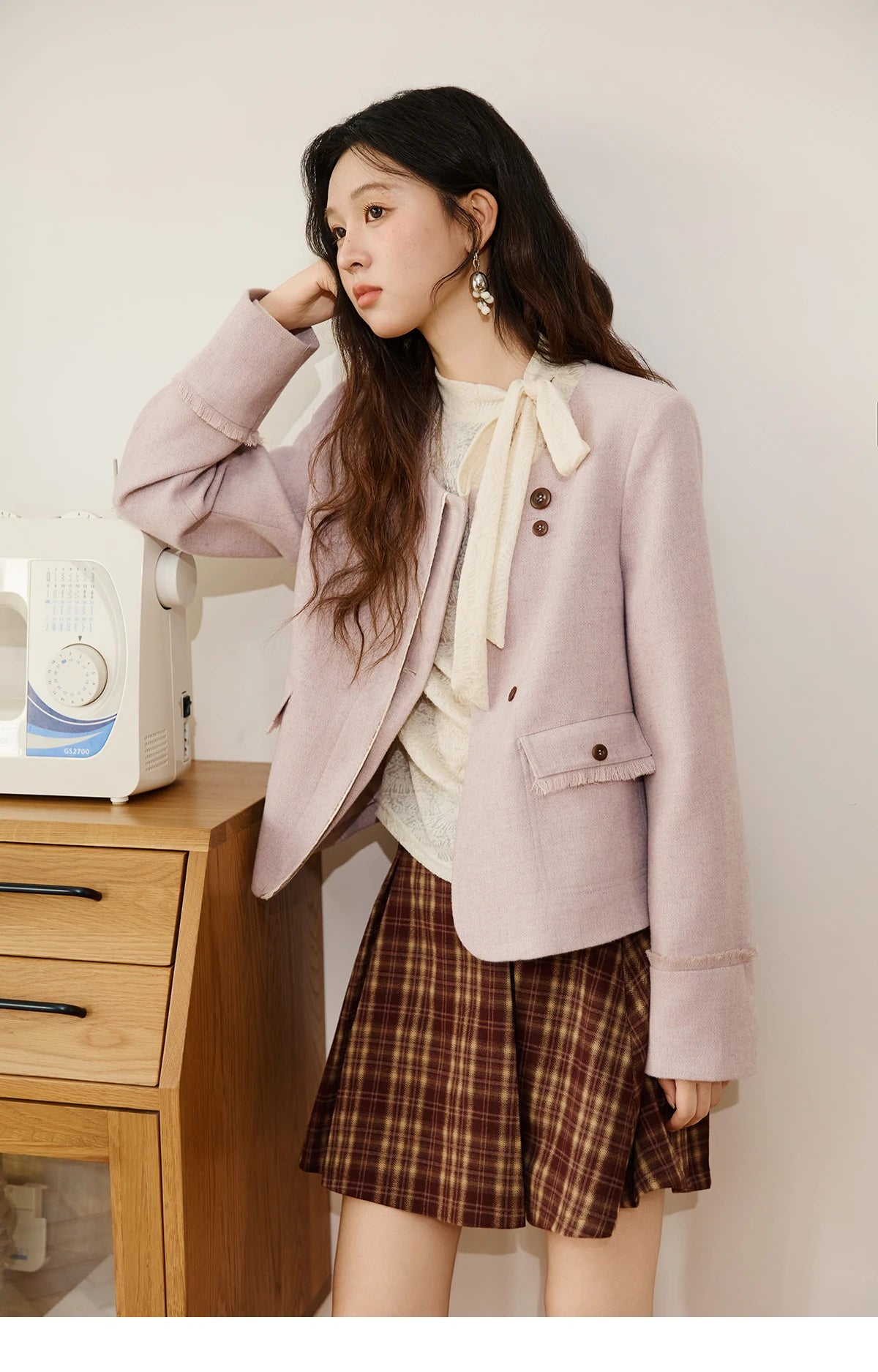 MISHOW Purple Woolen Coat for Women Autumn 2025 Slanted Placket Splicing Lace Coats Shoulder Pads Retro Short Jackets MXE47W0840