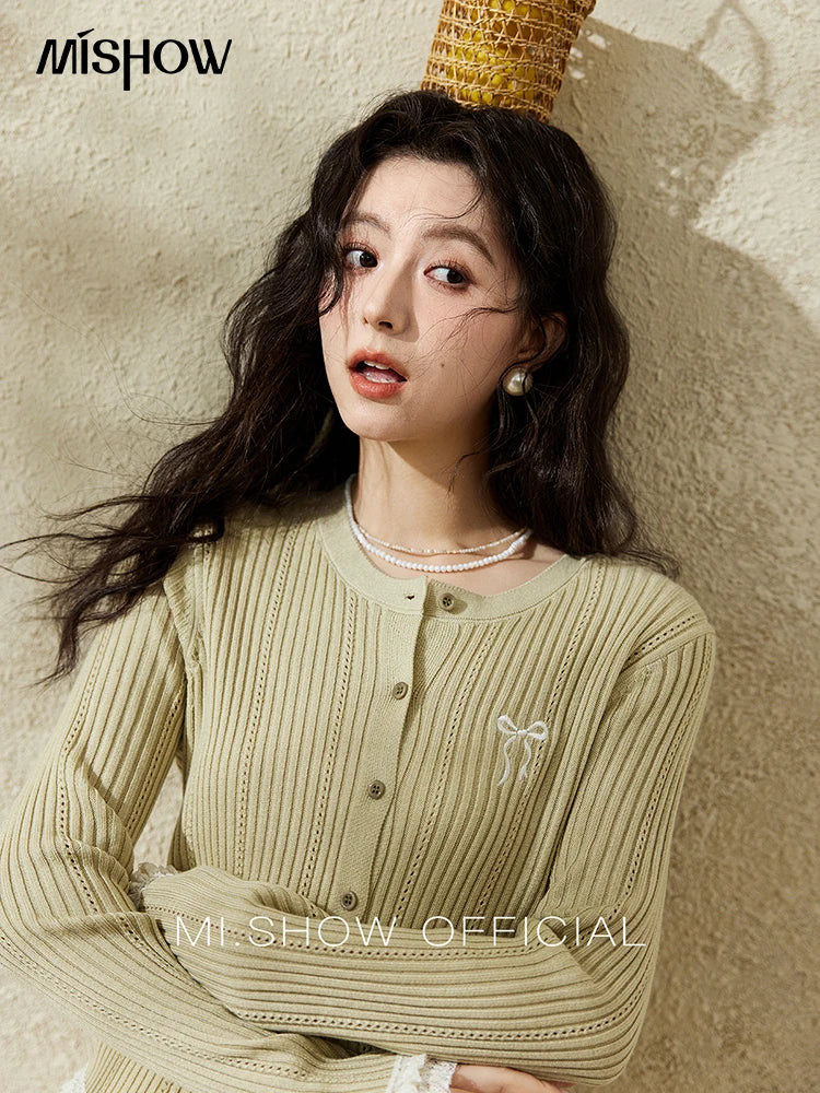 MISHOW Macaron Knitted Tops 2025 Spring Hollow Hook Flower Lace Splicing Tops Bow Embroidery O-neck Long Sleeve Tees MXE16Z1211