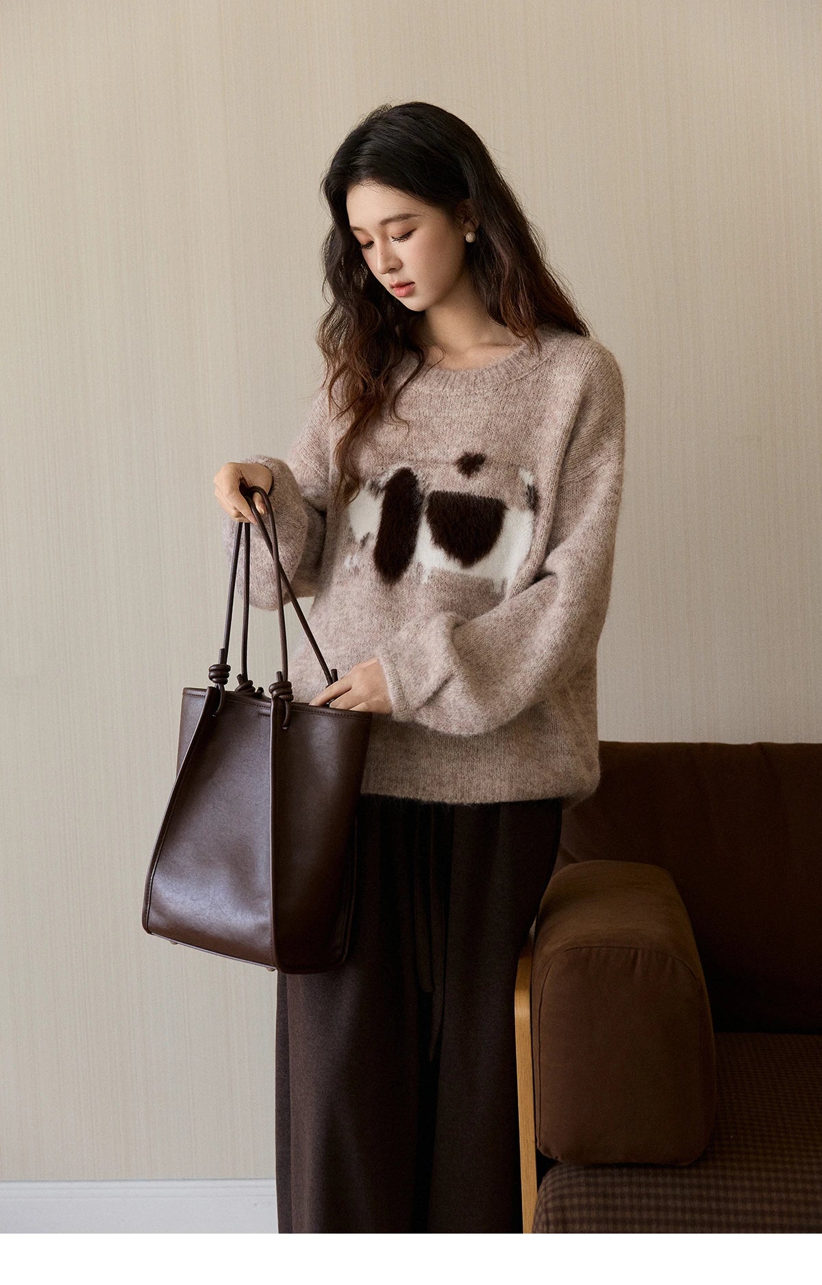 MISHOW Women's Solid Knitted Sweater 2025 Autumn Winter Dog Pattern Jacquard Crew Neck Fluffy Warm Loose Pullover Top MXE94Z2988