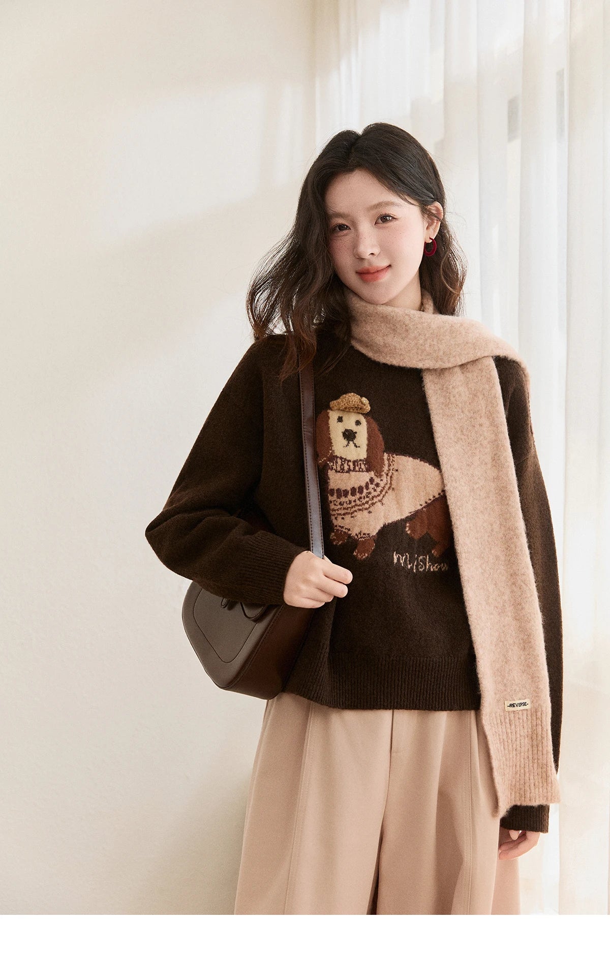 MISHOW Women's French Crew Neck Pullover Sweaters 2025 Winter Loose Dog Jacquard Knitted Top (Scarf Not Included) MXE94Z2890