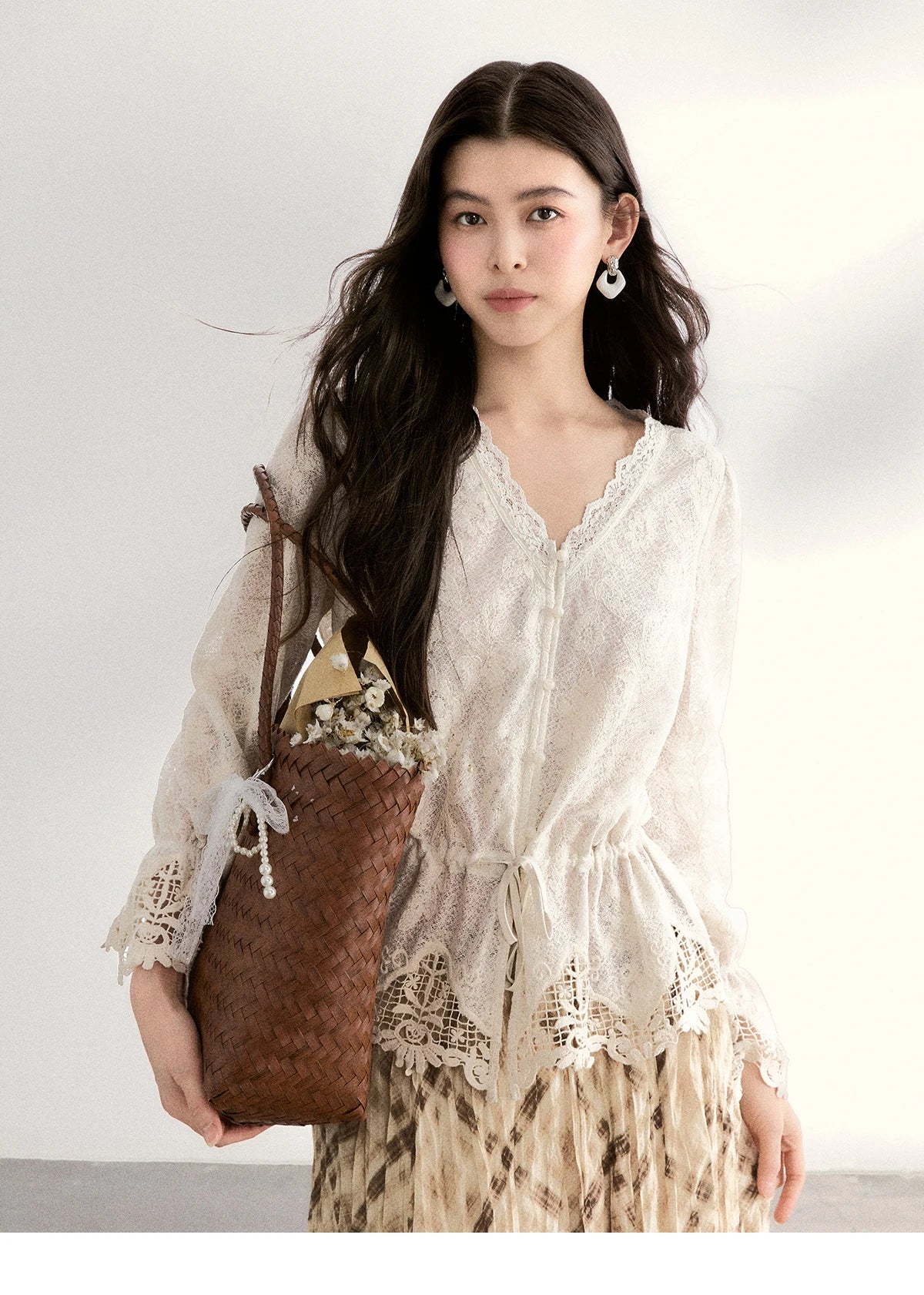 MISHOW Women's Lace V Neck Long Sleeve Shirts 2026 Spring Drawstring Waist Ruffled Hem Casual Loose Apricot Blouse MXF108X0998