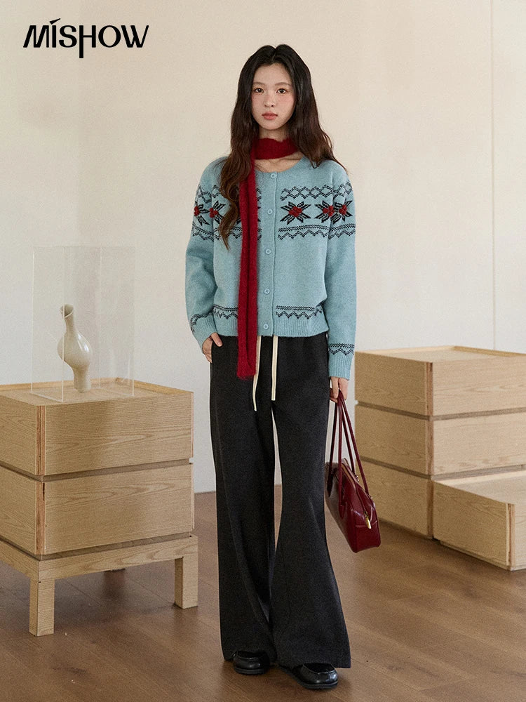 MISHOW Women's Geometric Jacquard Fair Isle Sweater 2025 Winter Retro Blue O-Neck Single-breasted Commuter Cardigan MXE86Z2734