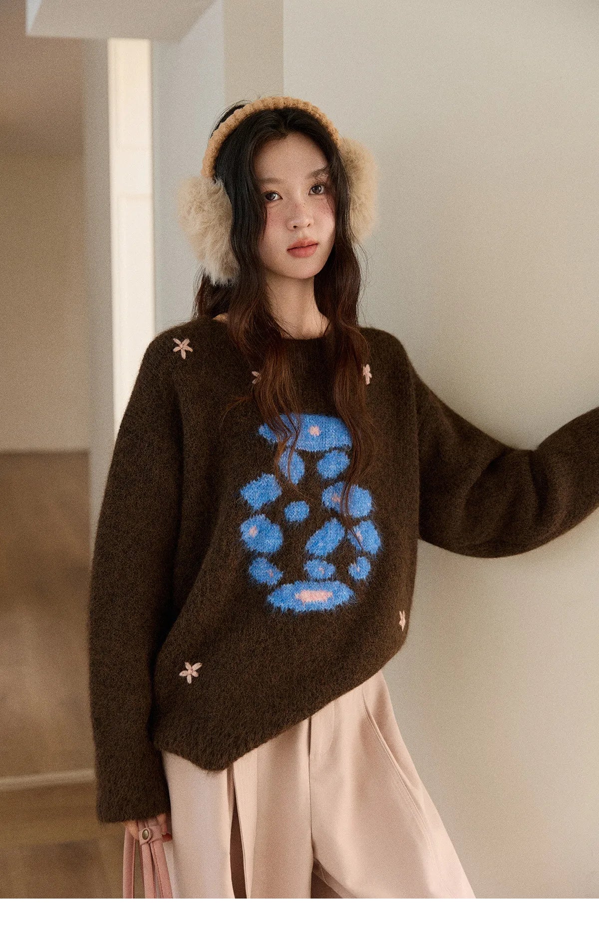 MISHOW Women's Lucky Bottle Jacquard Wool Warm Sweater 2025 Winter 3D Floral Color Block Retro Thickened Knitwear MXE91Z2840