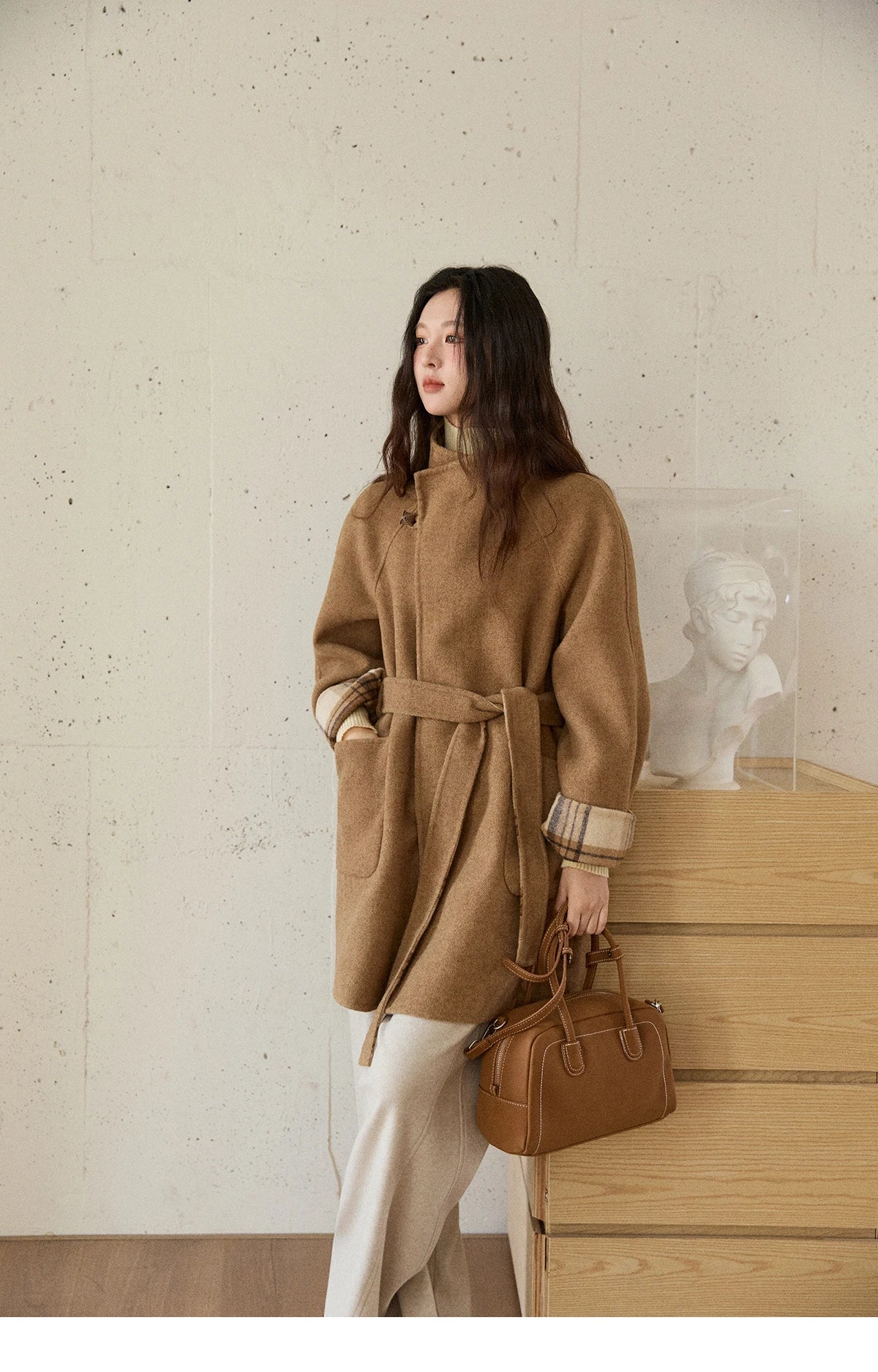 MISHOW Plaid Double-faced Wool Coat Women 2025 Winter Retro Lapel Single Buckle Loose Mid-length Coat Woman Clothes MXE89W0898