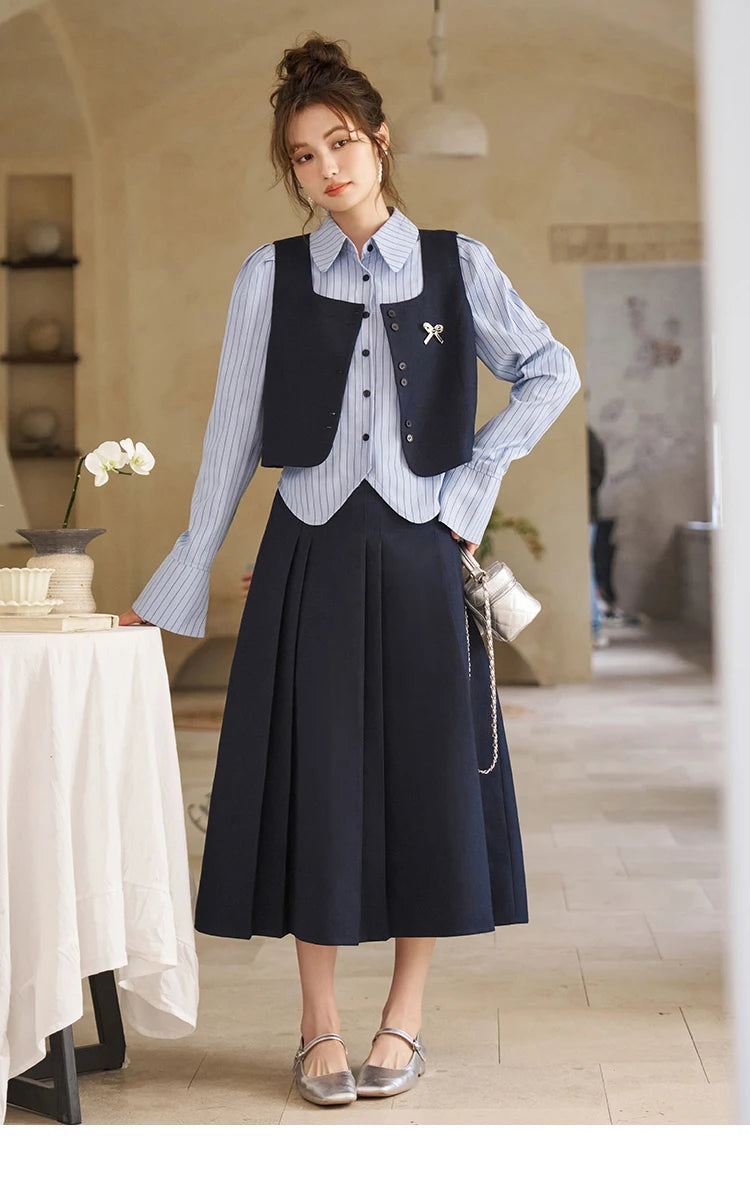 MISHOW French Vest Coat 2024 Spring Bow Square Neck Temperament Sleeveless Short Single Breasted Tank Top Outerwear MXD12W0294