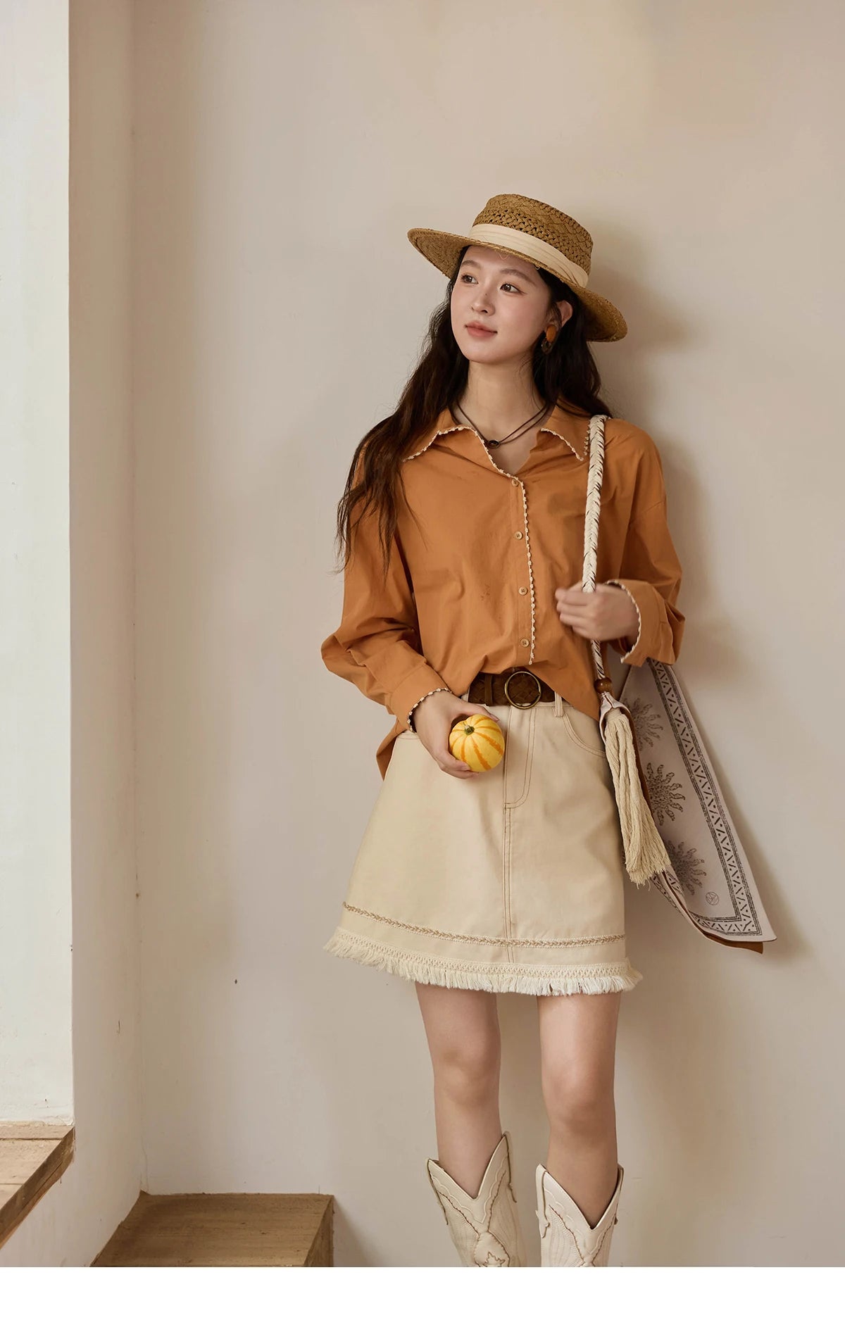 MISHOW Women's 100% Cotton Shirt 2025 Autumn Korean Lapel V-neck Single Breasted Tops Lace Trim Shirts Office Lady MXE43C2377