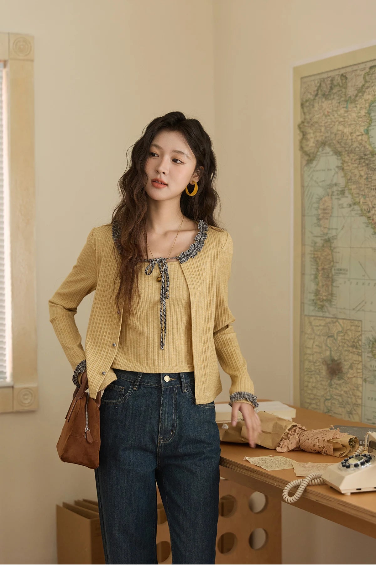 MISHOW Plaid Black Fungus Edge Tied Knitted Sweater for Women Autumn 2025 Pit Striped Knitted Fake Two-piece Top MXE44Z1361