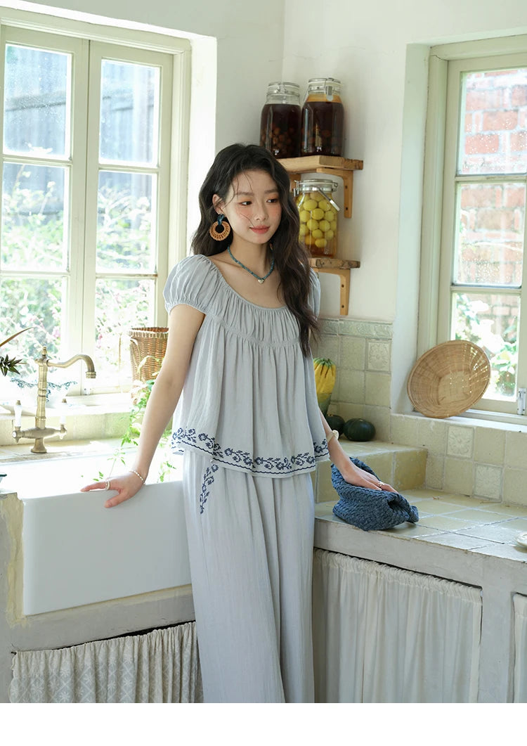 MISHOW Women's Two Piece Set 2025 Summer New Embroidery Flower Round Neck Blouse Fashion Pocket Wide Leg Pants Set MXE39T0669