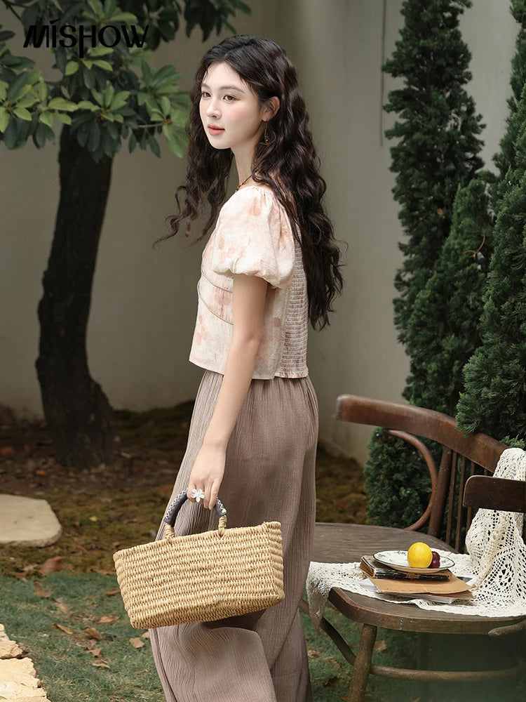 MISHOW Women's Contrast Halo Printing Blouses 2024 Summer French Retro Square Tops Female Puff Sleeve Button Blouse MXD30X1562