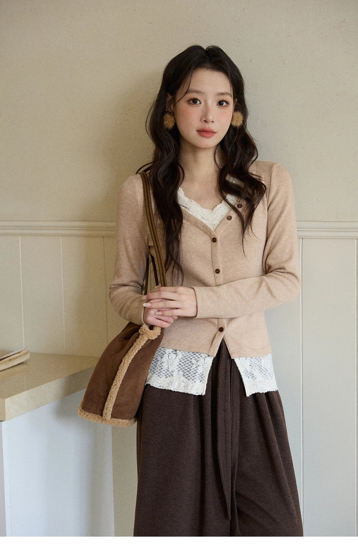 MISHOW Long Sleeve Tops for Woman 2025 Autumn Winter Sweet Gentle V-neck Top with Lace Trim Commute Slim Knit Top MXE86Z2673