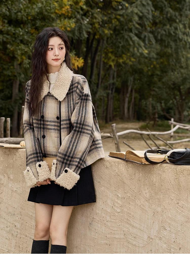 MISHOW Retro Plaid Tweed Jacket Women Double-breasted Long Sleeved 2024 Winter New Fashion Lamb Wool Lapel Loose Coat MXD56W0536