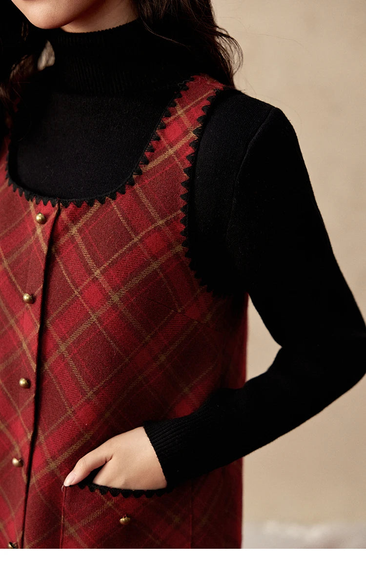 MISHOW Plaid Dress for Women Winter 2024 Contrasting Color Square Neck Plaid Dresses Woolen Sleeveless Vest Dress MXD58L2078