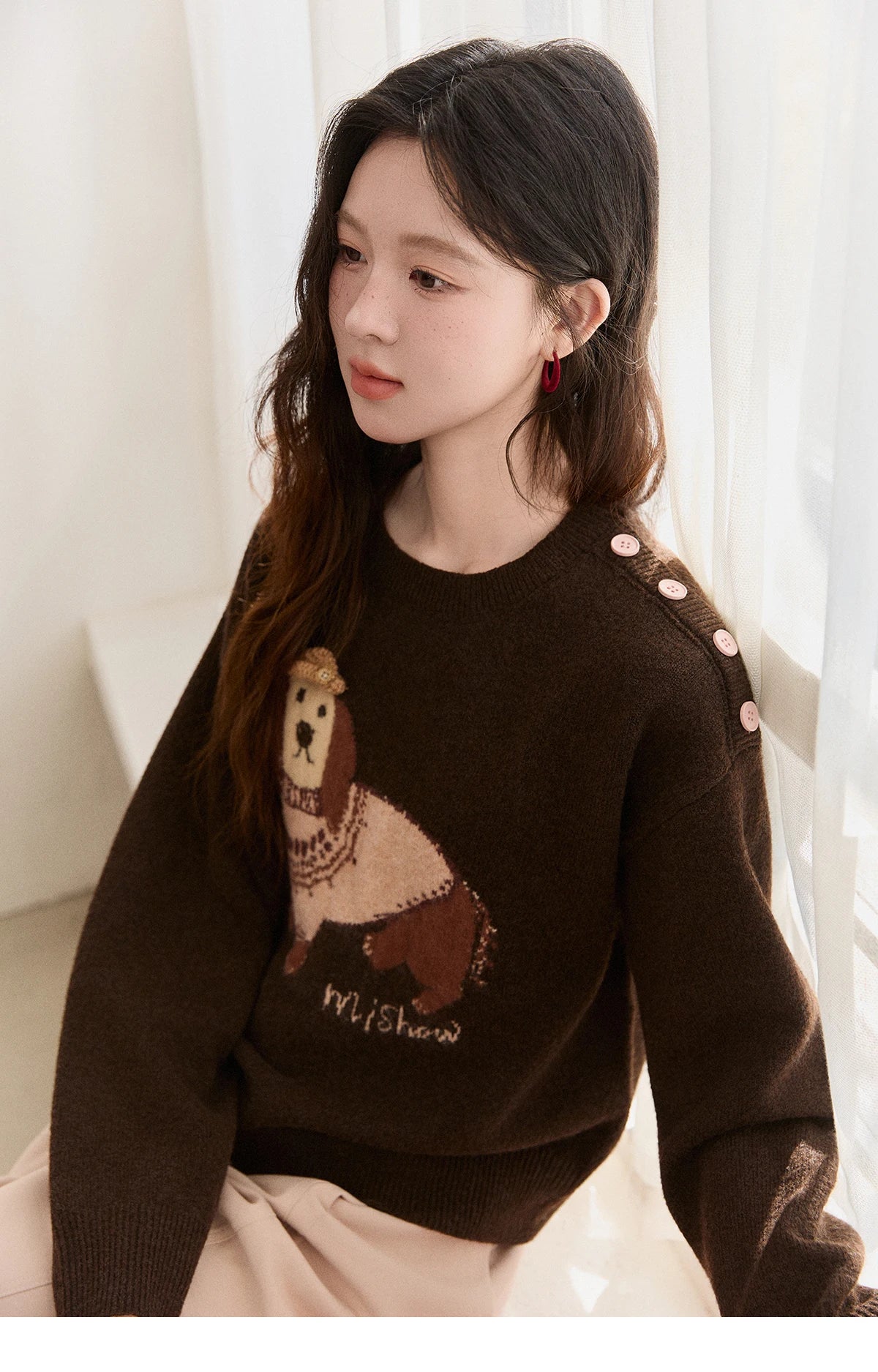 MISHOW Women's French Crew Neck Pullover Sweaters 2025 Winter Loose Dog Jacquard Knitted Top (Scarf Not Included) MXE94Z2890