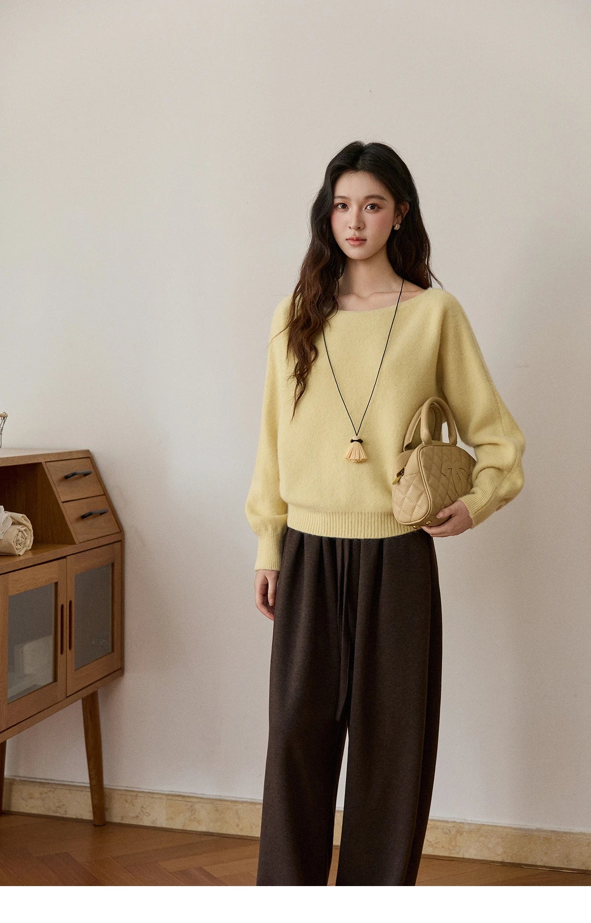 MISHOW Women's Solid Knitted Sweater 2025 Autumn Winter Boat Neck Lantern Sleeve Loose Sweater Soft Warm Pullover Top MXE94Z2984