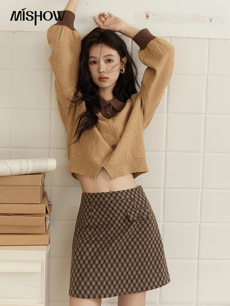 MISHOW Fake Two-piece Sweater Women French Retro Splicing Top 2024 Fall Winter New Korean Design Thin Knitwear MXD46Z0804