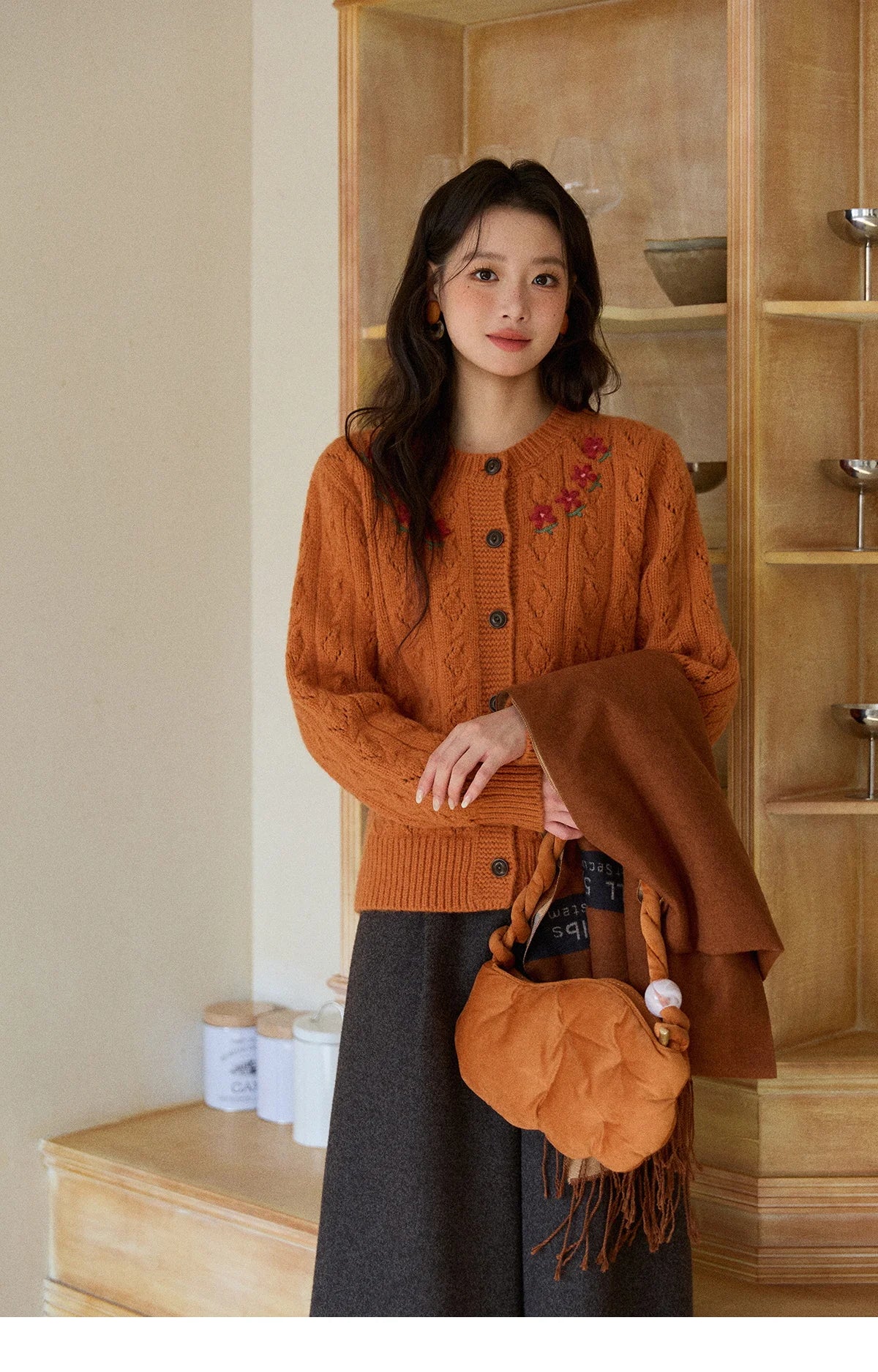 MISHOW Cardigan Woman 2025 Winter Fashion Orange Cable Knit Cardigan Floral Embroidery Retro O-neck Thick Knit Top MXE86Z2737