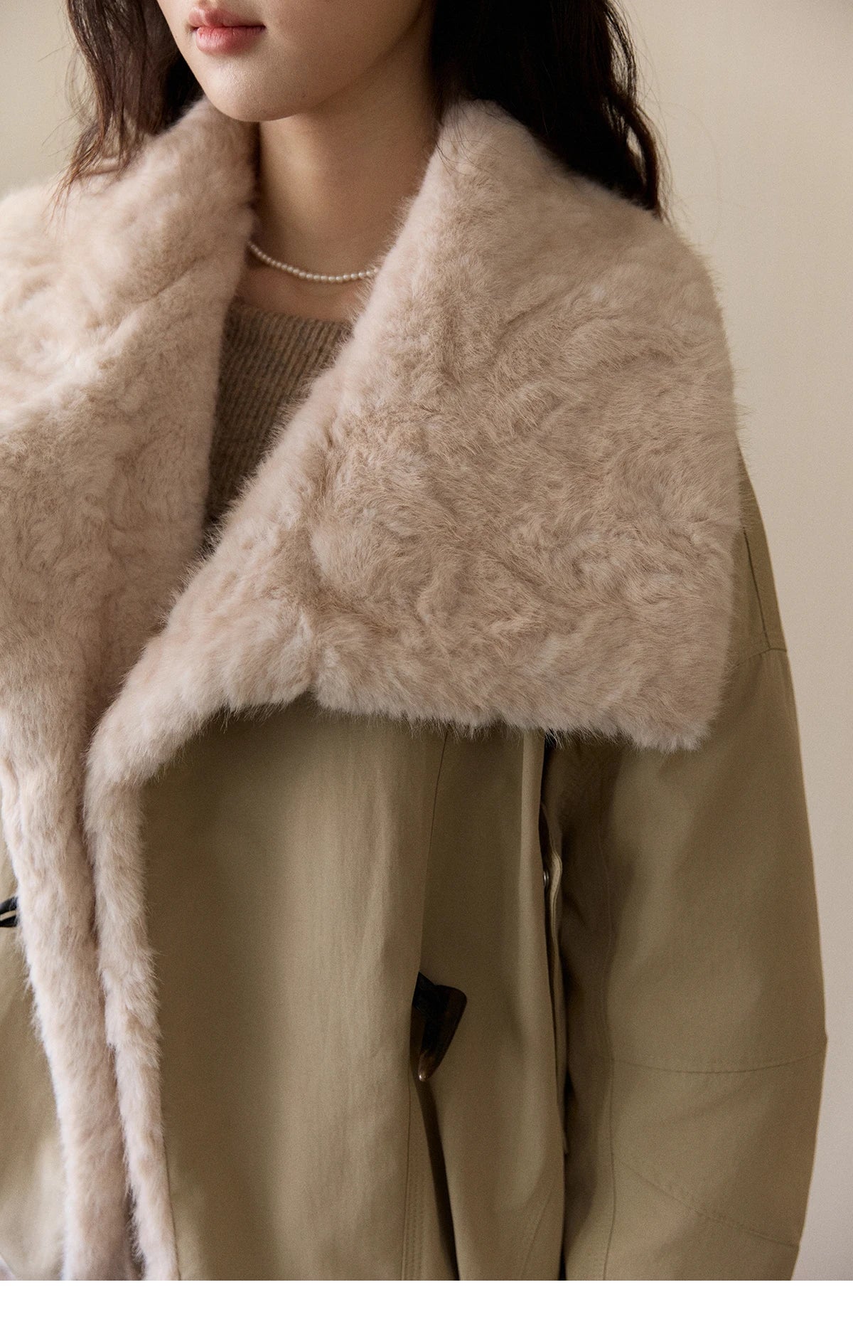 MISHOW Women's Parka Down Jacket Winter Large Lapel Fur Collar Horn Button Coat Thick Warm Loose Padded Outerwear MXE94W1046