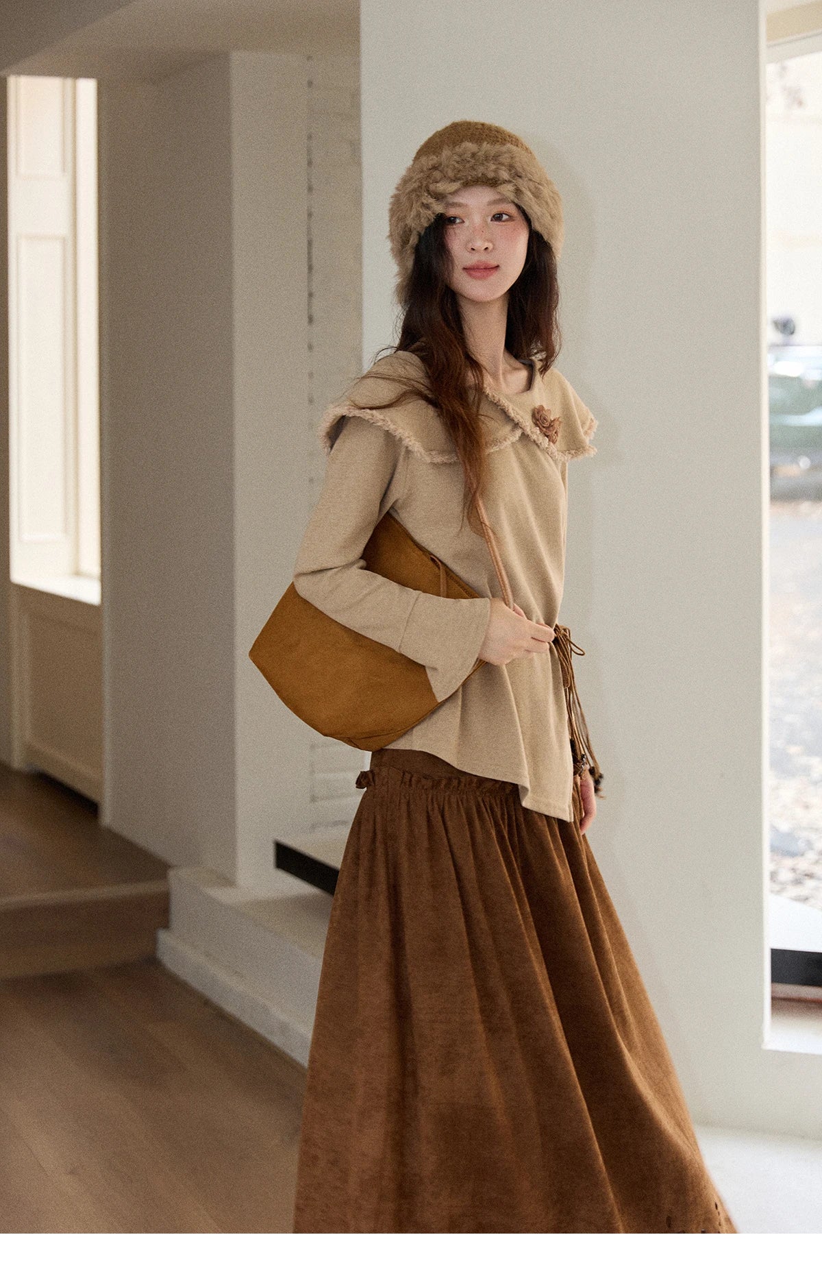 MISHOW Women's Long-sleeved Tops 2025 Winter Retro Brown Three-dimensional Flower Decoration Round Neck Knitted Tops MXE51Z2593