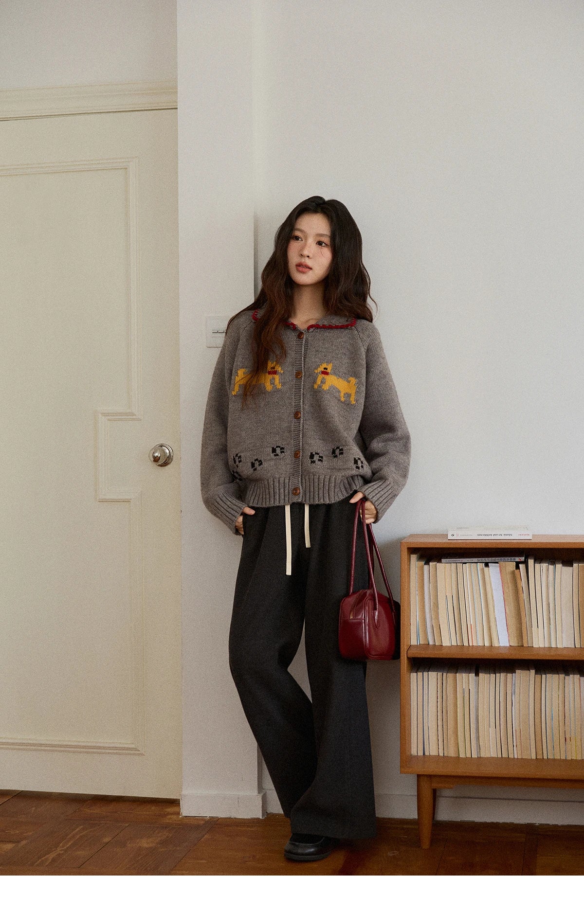 MISHOW Dog Cartoon Jacquard Knitted Cardigan for Women 2025 Loose Retro Turn-down Collar Casual Women's Sweaters MXE86Z2727