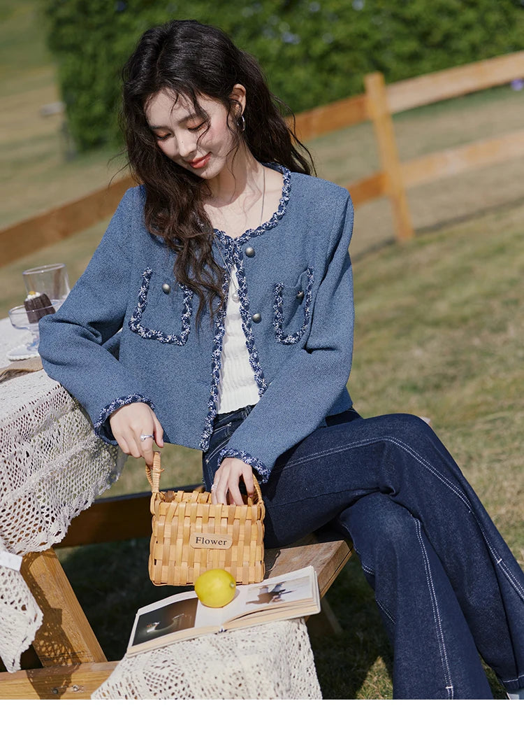 MISHOW Retro Fragrant Style Jacket for Women Spring 2025 Shoulder Pads Coarse Tweed Splicing Ribbon Blue Suit Coats MXE13W0705