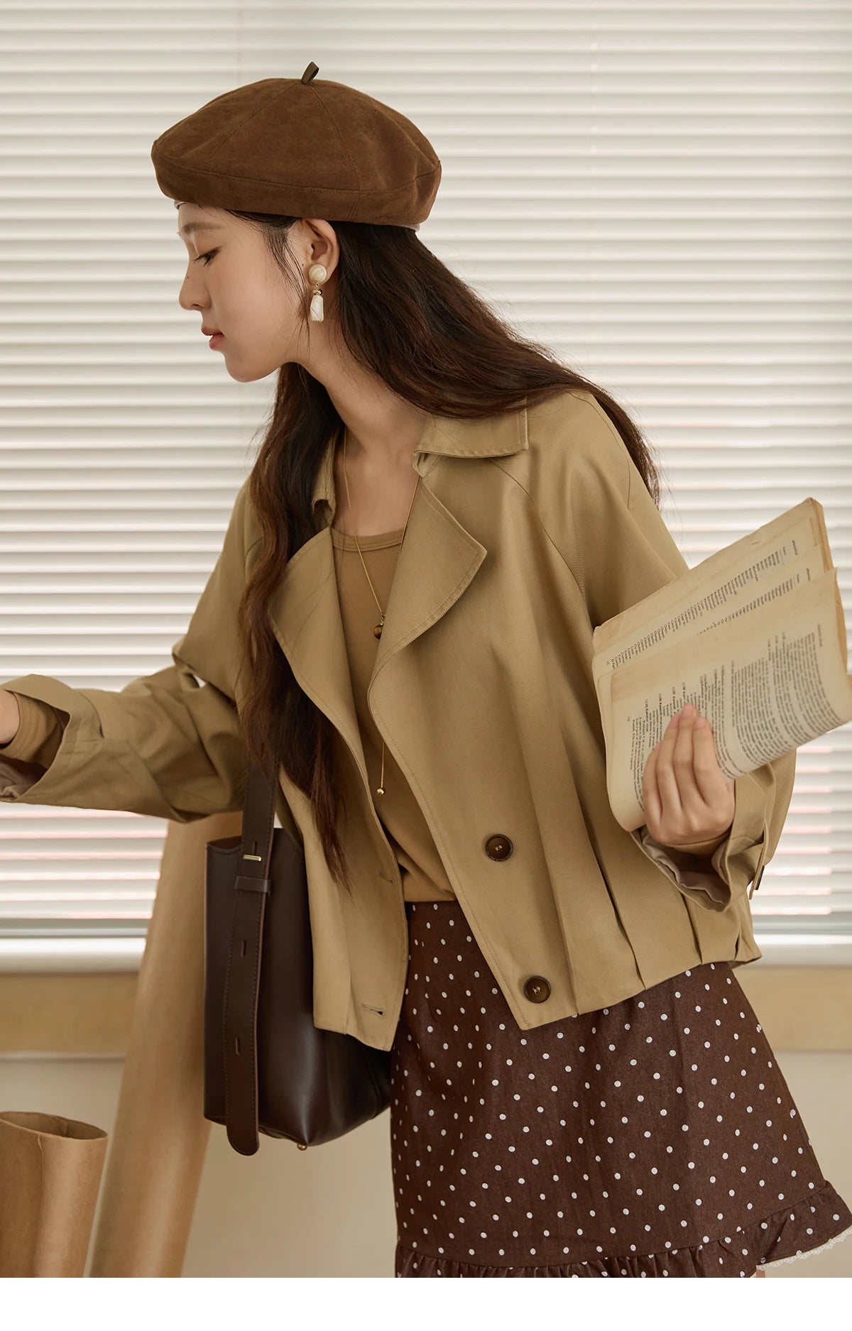 MISHOW Cotton Trench for Women 2025 Autumn Khaki Handmade Pleated Short Jacket Lapel Two Buttons Trench Office Lady MXE43W0804