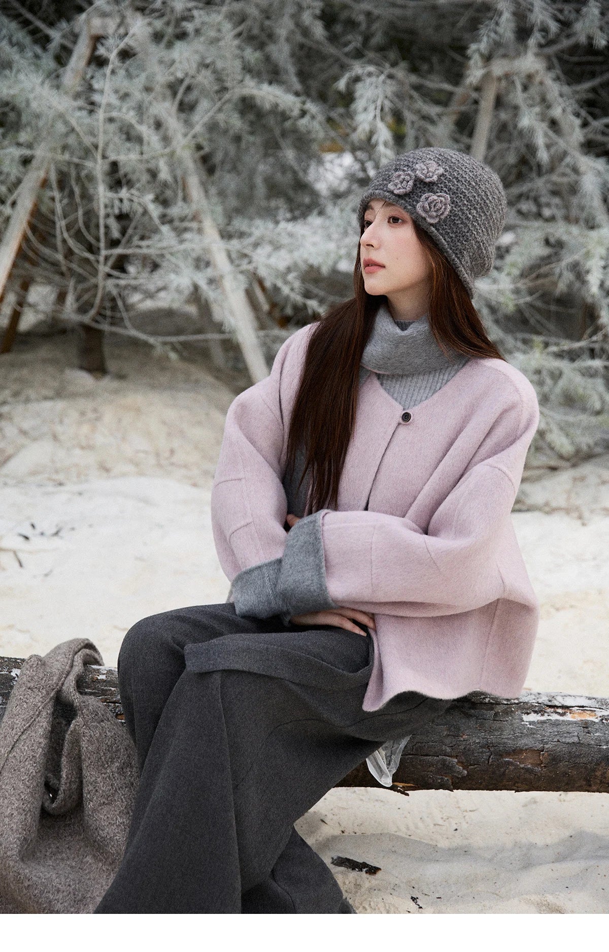 MISHOW Women's Tweed Wool Double-Faced Short Coat with Scarf 2025 Winter Loose Warm Outerwear O-neck Coat Office Lady MXE86W0977