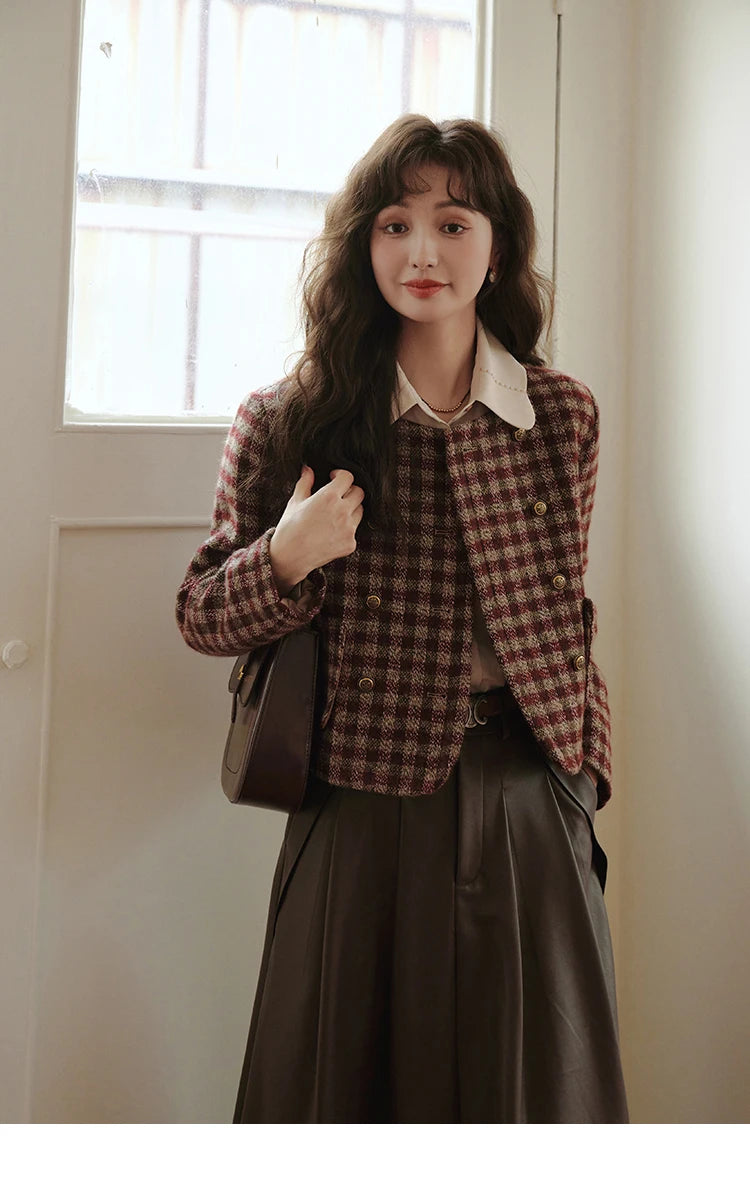 MISHOW Women's Vintage Plaid Coat 2024 Autumn French Single Breasted Crew Neck Crop Woolen Tops Office Lady Outerwear MXC48W0175