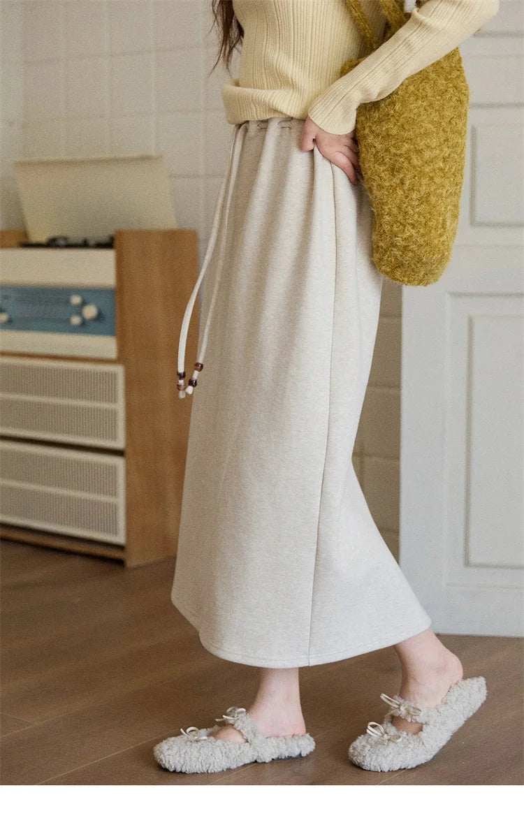 MISHOW Woman Brown Skirt 2025 Retro High Waist Loose Fitting Half Body Skirt with Back Split Straight Leg Long Skirt MXE90B2447