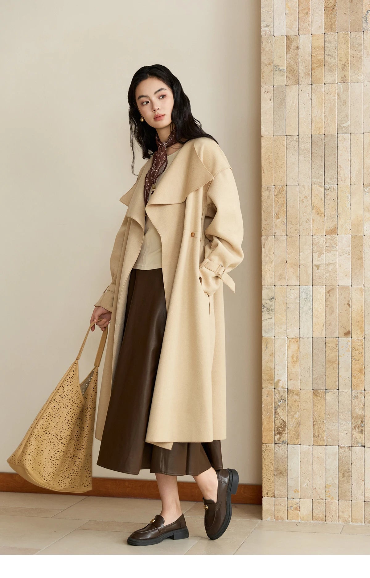 MISHOW Woolen Coat for Women 2025 Autumn Winter New Style Drawstring Waist Large Lapel Mid-length Commuter Loose Coat MXE45W0841