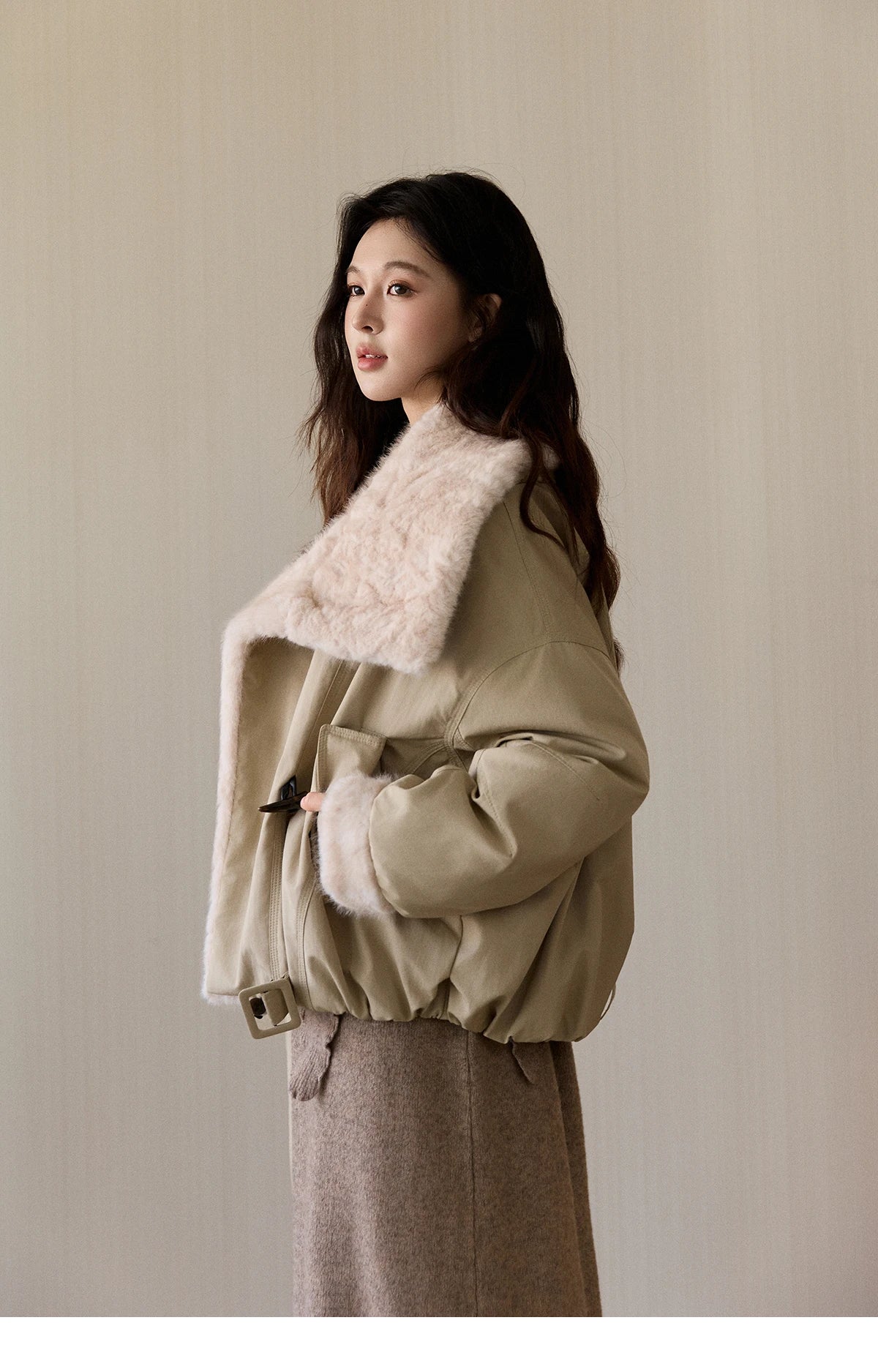 MISHOW Women's Parka Down Jacket Winter Large Lapel Fur Collar Horn Button Coat Thick Warm Loose Padded Outerwear MXE94W1046