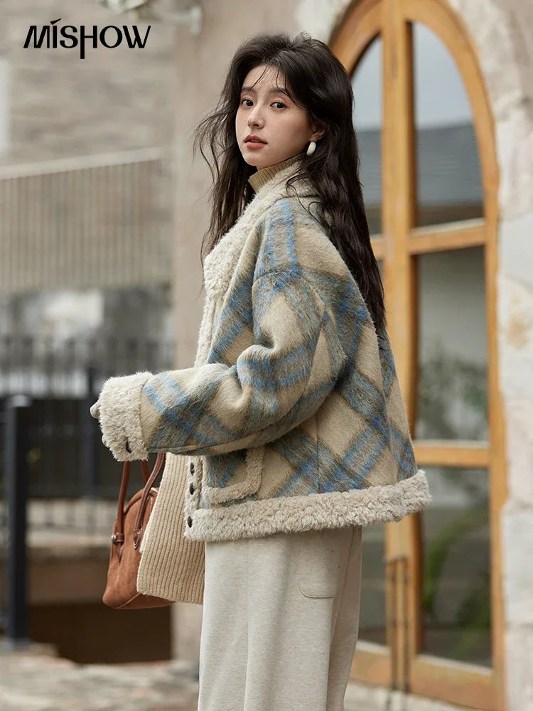 MISHOW Splicing Fleece Short Coat Women 2024 Winter Vintage French Plaid Tweed Thickened Warm Turn Down Collar Jacket MXD55W0574