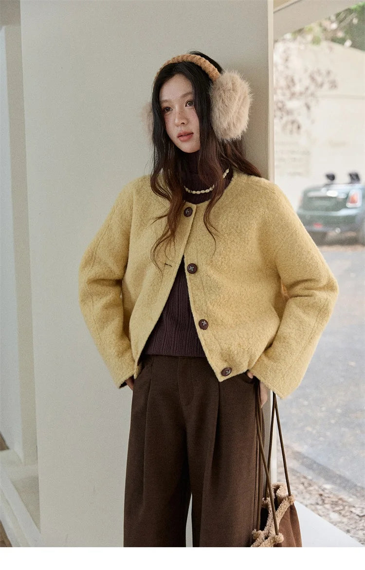 MISHOW Women's Brown Jacket 2025 Winter Retro Warm Round Neck Wool Quilted Coat Commute Short Loose Thick Coat Woman MXE87W0935