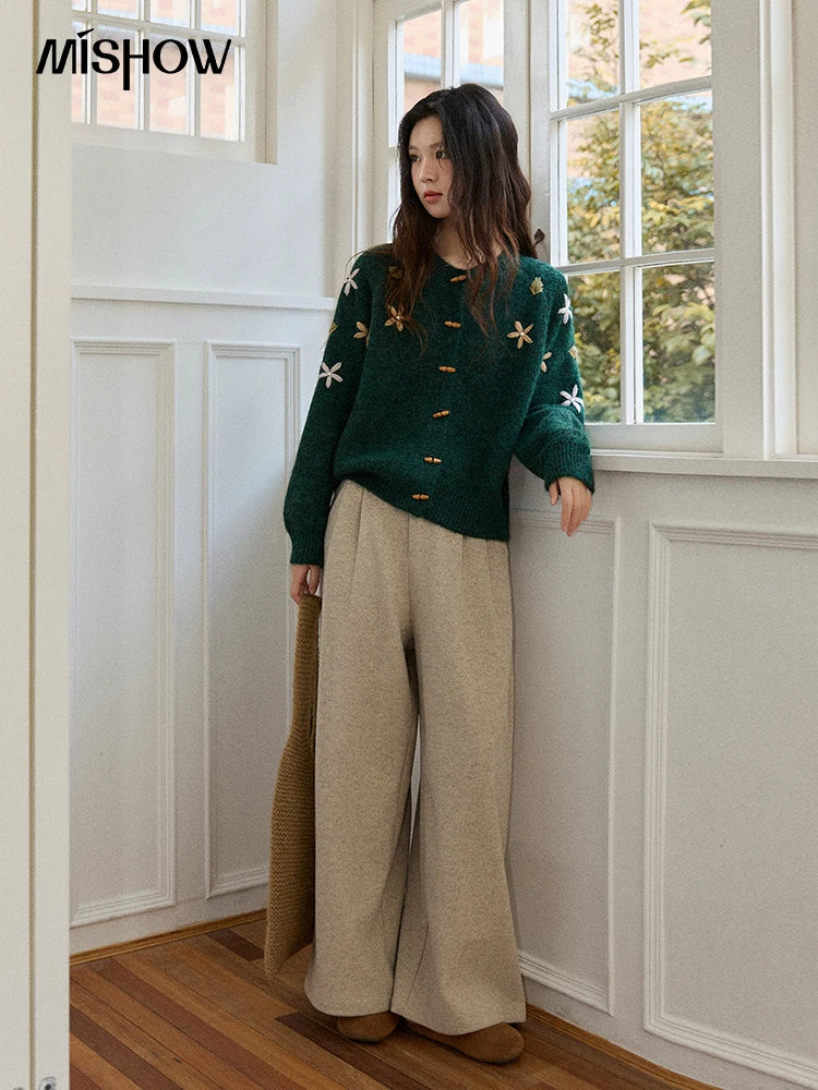 MISHOW Women's Winter Cardigan 2025 New Retro Flower Embroidery Green Knitted Cardigan Casual Long-sleeved Tops MXE86Z2729