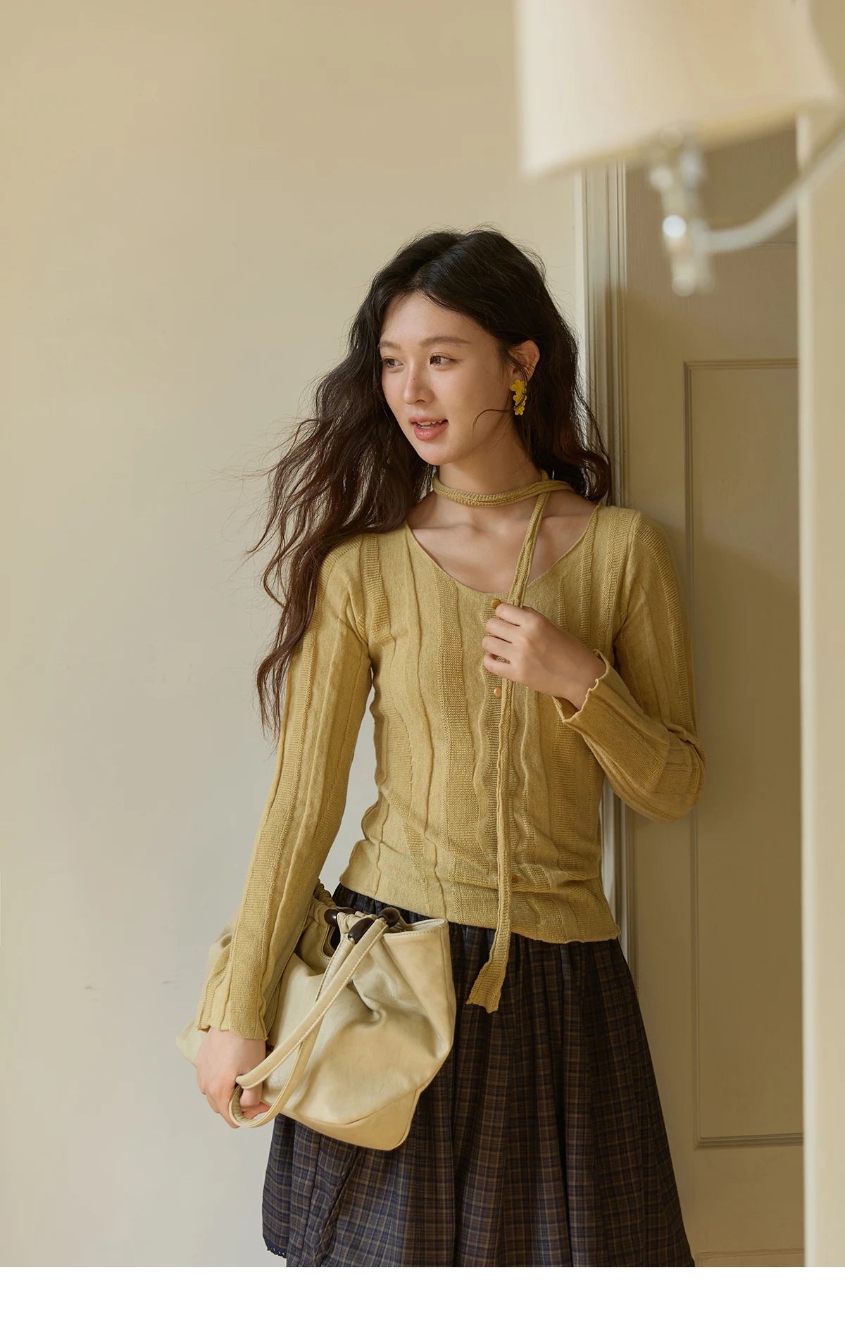 MISHOW Women's Wool Blend Knitted Top 2025 Autumn French Slim Scoop Neck with Draped Tie Soft Solid Pullover Top MXE42Z1322