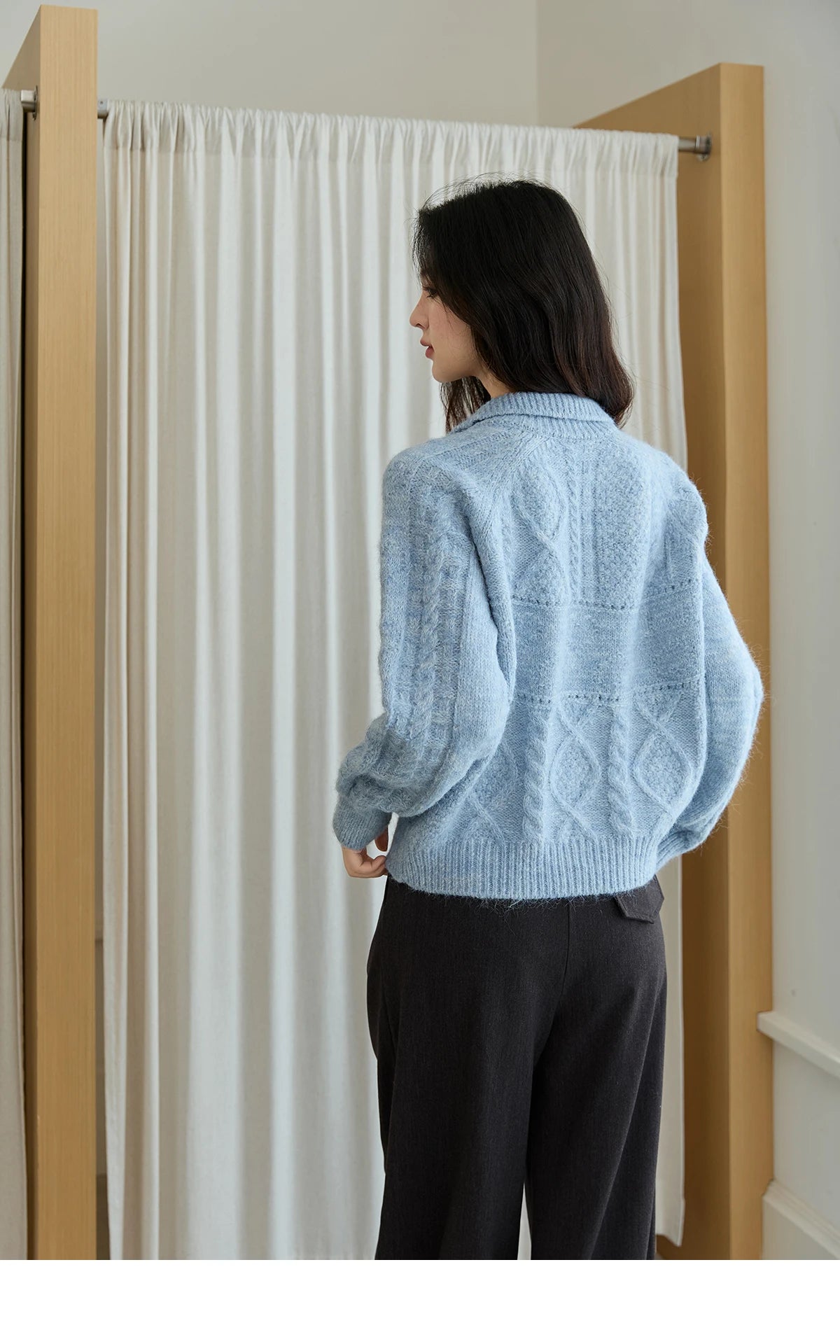 MISHOW Knitted Cardigan Women 2025 Autumn Winter Simple Turn-down Collar Loose Comfortable Single-breasted Sweater MXE48Z2611